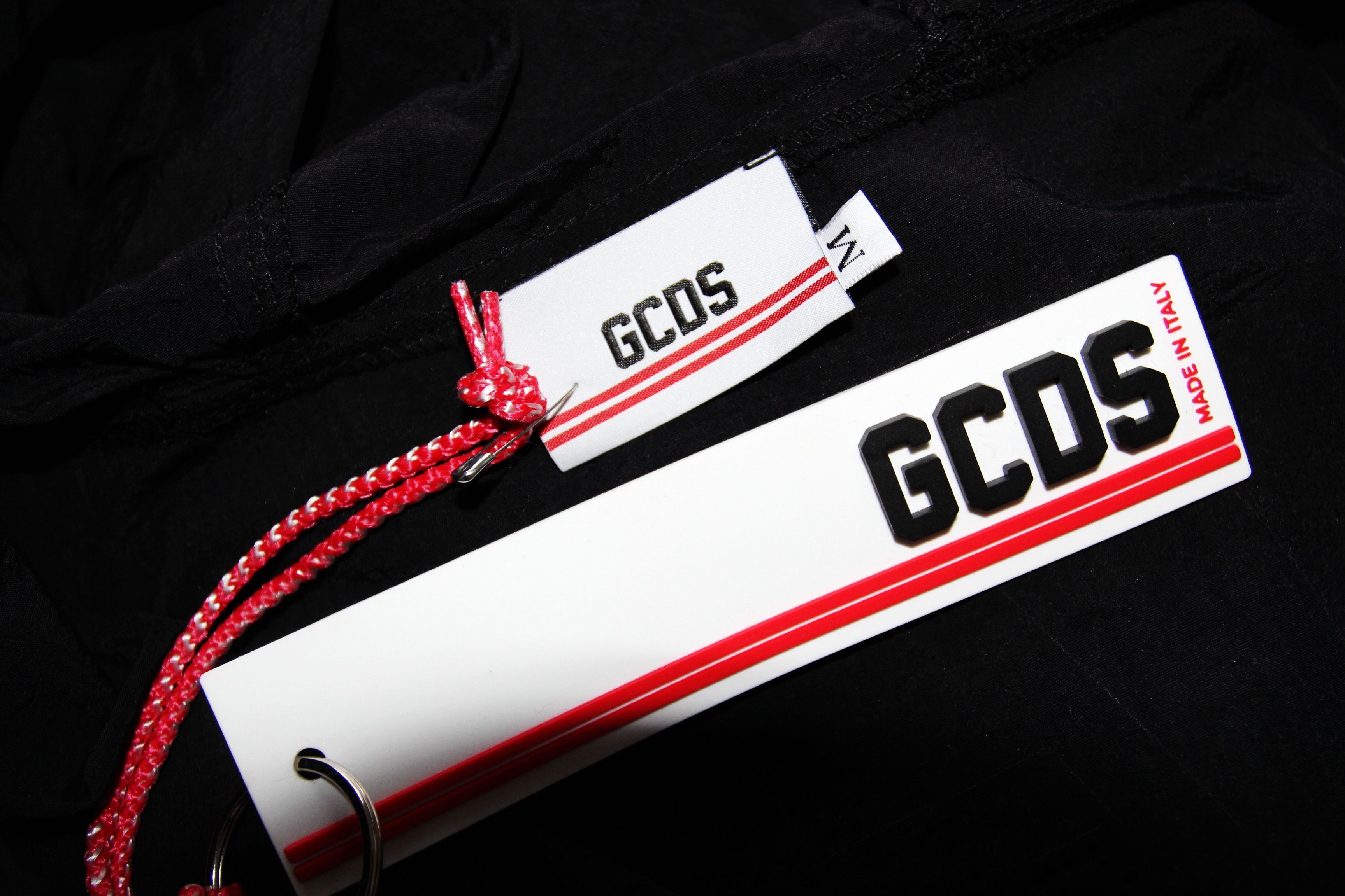 GCDS BNWT SS19 GCDS CONTRAST PANEL WINDBREAKER M Size US M / EU 48-50 / 2 - 14 Thumbnail