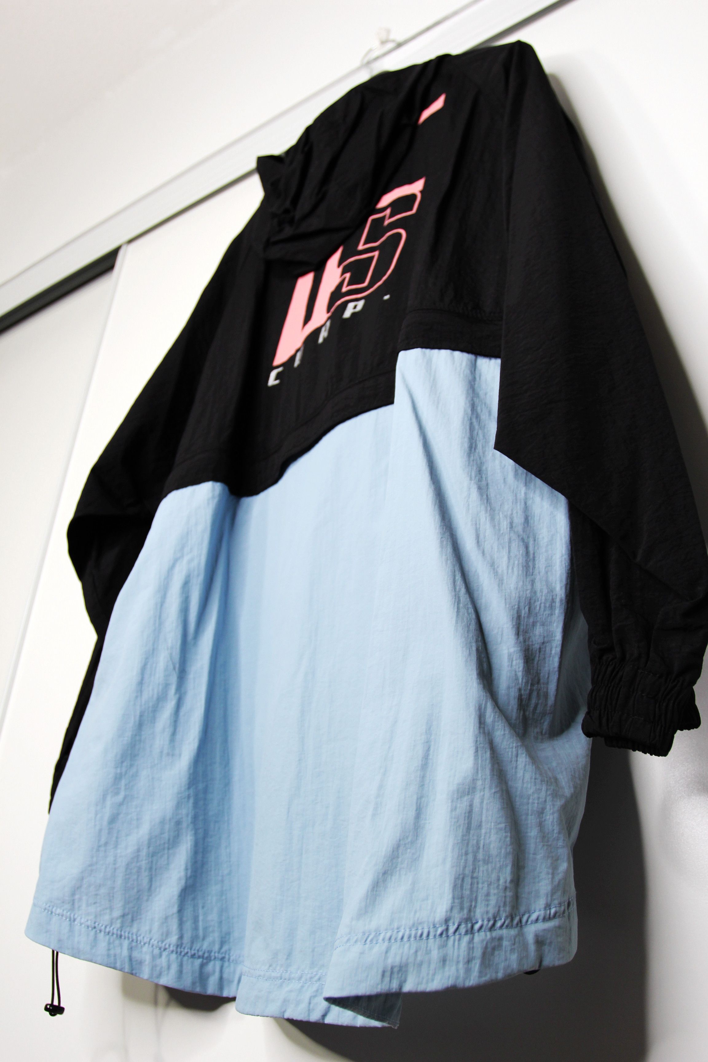 GCDS BNWT SS19 GCDS CONTRAST PANEL WINDBREAKER M Size US M / EU 48-50 / 2 - 8 Thumbnail