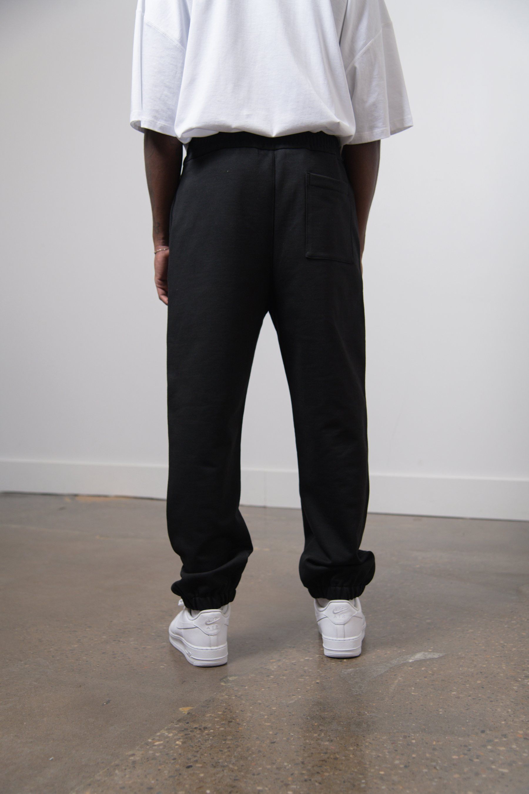 OAMC BNWT SS21 OAMC "THE TONIC OF WILDNESS" SWEATPANTS XL Size US 36 / EU 52 - 15 Thumbnail