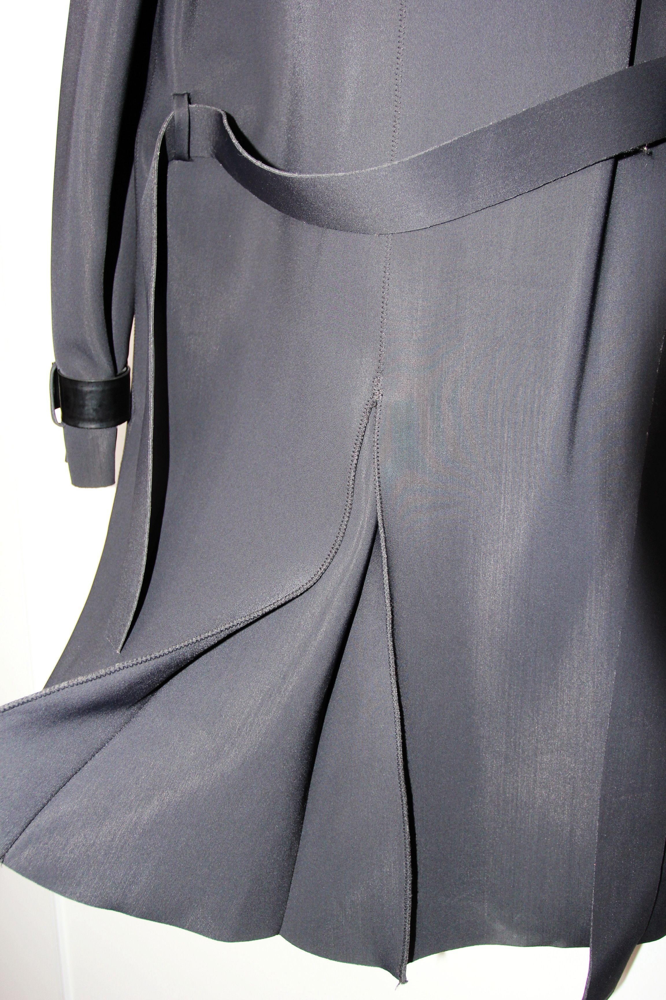 Jean Paul Gaultier AW11 JEAN PAUL GAULTIER RUNWAY #25 TECH MATERIAL COAT 46 Size US S / EU 44-46 / 1 - 13 Thumbnail
