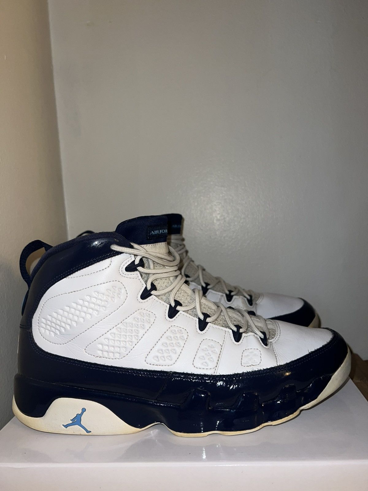 retro 9 unc 2020