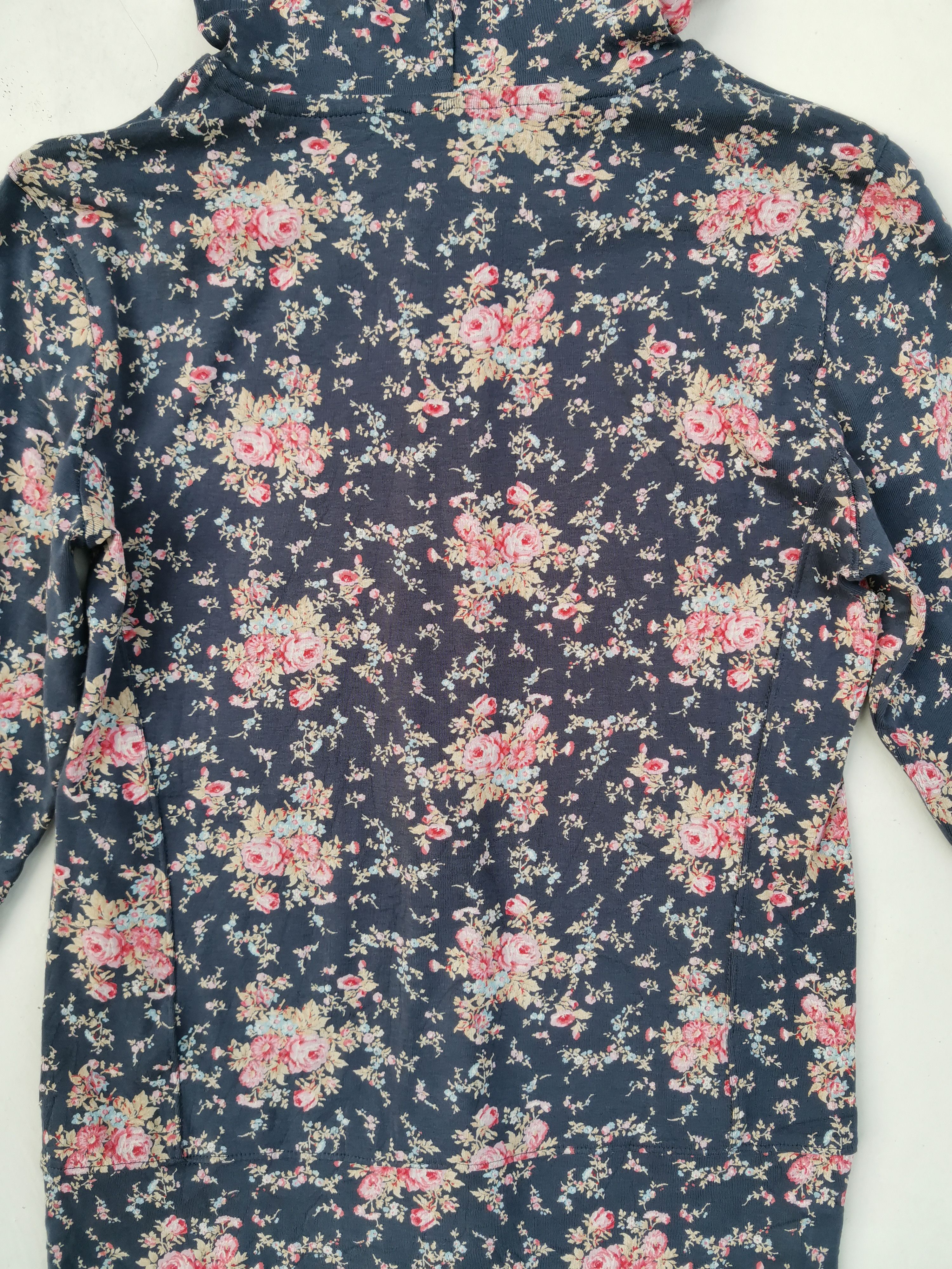 Japanese Brand × Uniqlo Uniqlo Flora Full Print Hoodie Zipper Sweaters Size US S / EU 44-46 / 1 - 3 Thumbnail
