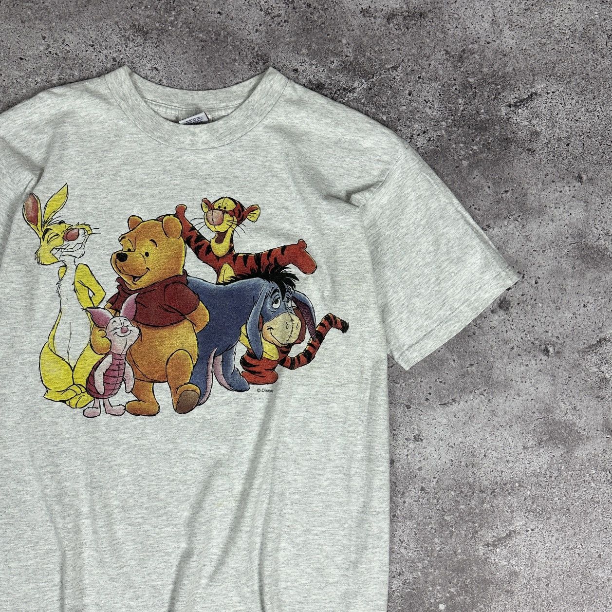 Vintage Vintage 90s Winnie Pooh and Friends tee Disney Cartoon rare Size US L / EU 52-54 / 3 - 2 Thumbnail