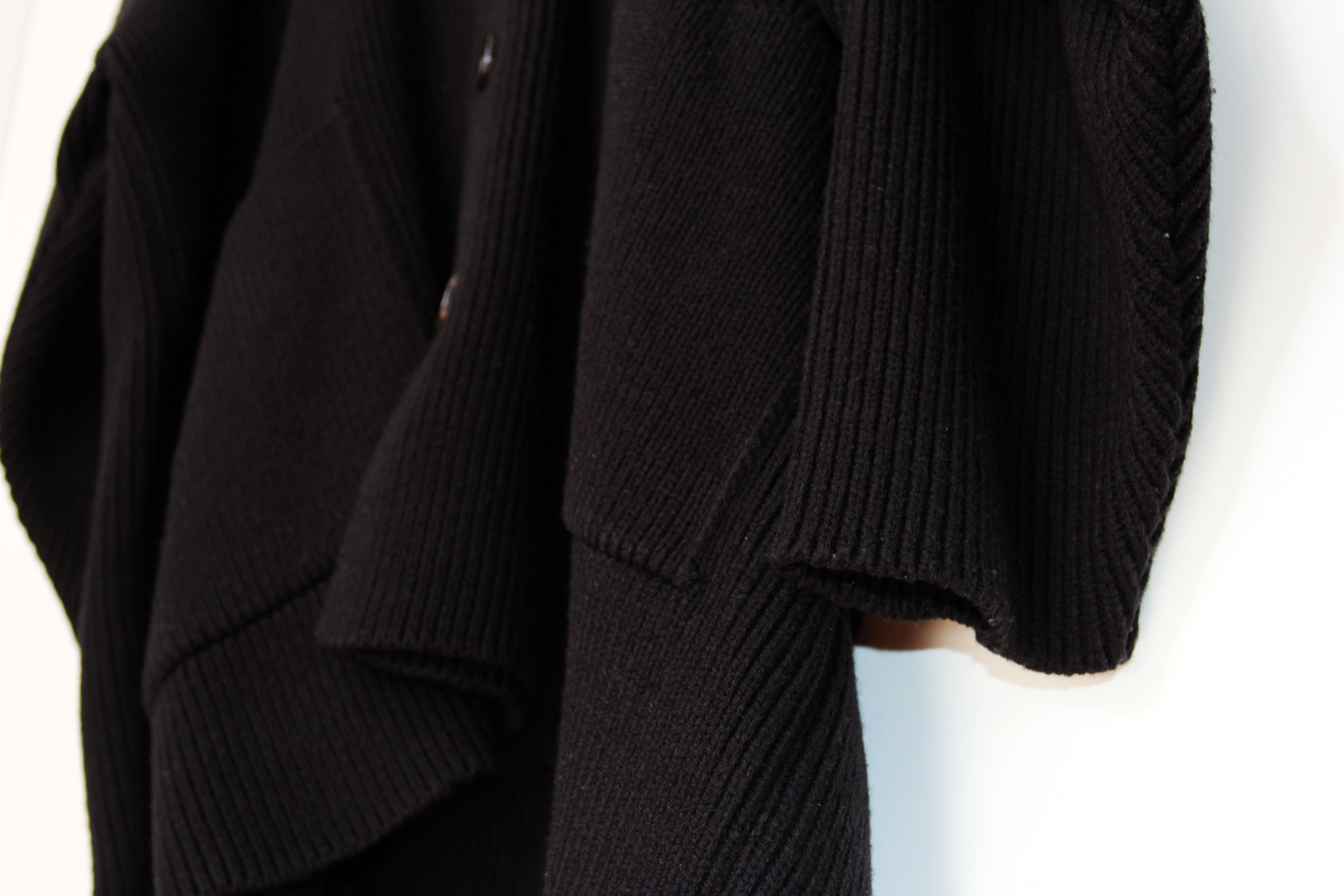 Kris Van Assche AW11 KRIS VAN ASSCHE OVERSIZED SWEATER S Size US S / EU 44-46 / 1 - 6 Thumbnail