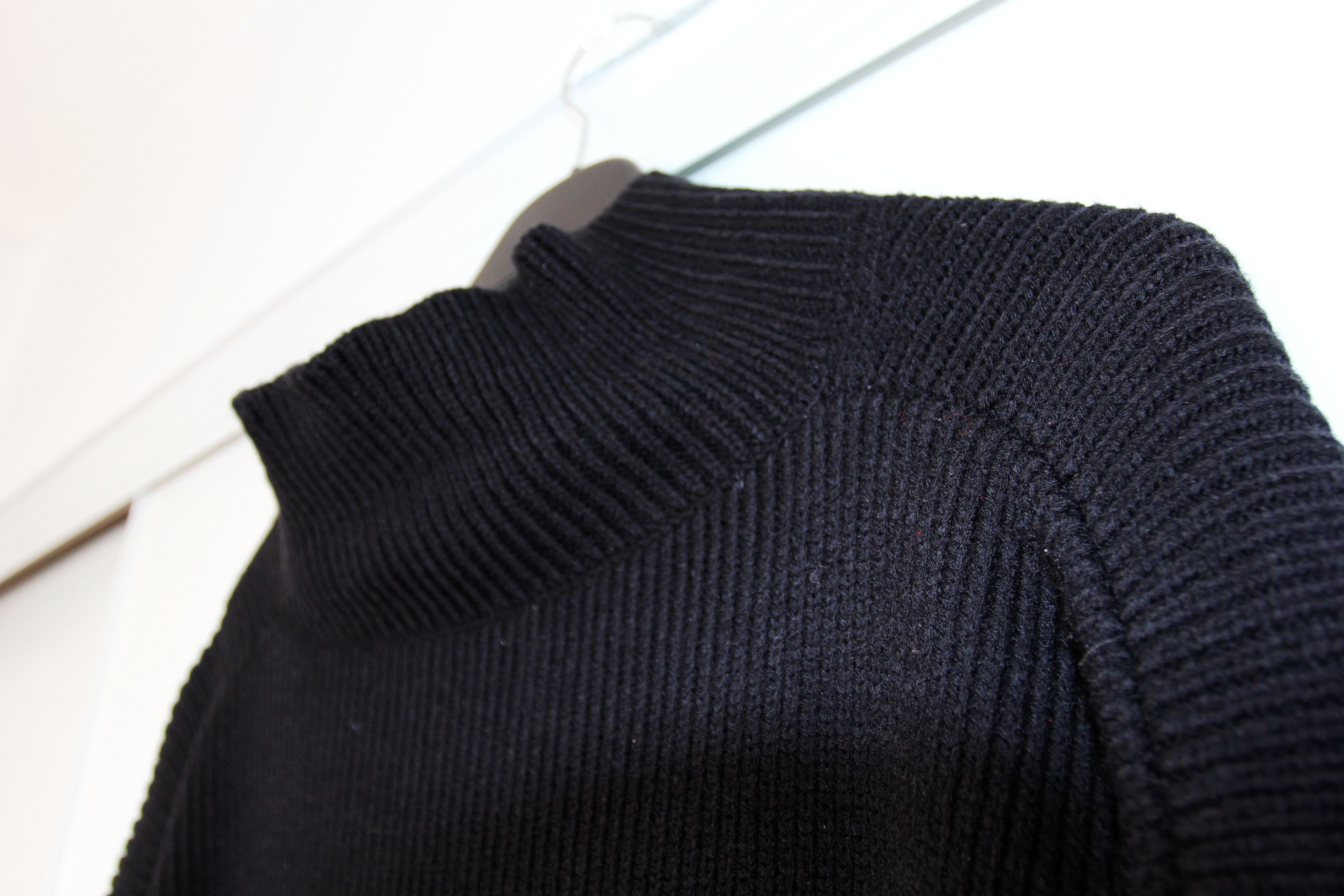 Kris Van Assche AW11 KRIS VAN ASSCHE OVERSIZED SWEATER S Size US S / EU 44-46 / 1 - 8 Thumbnail