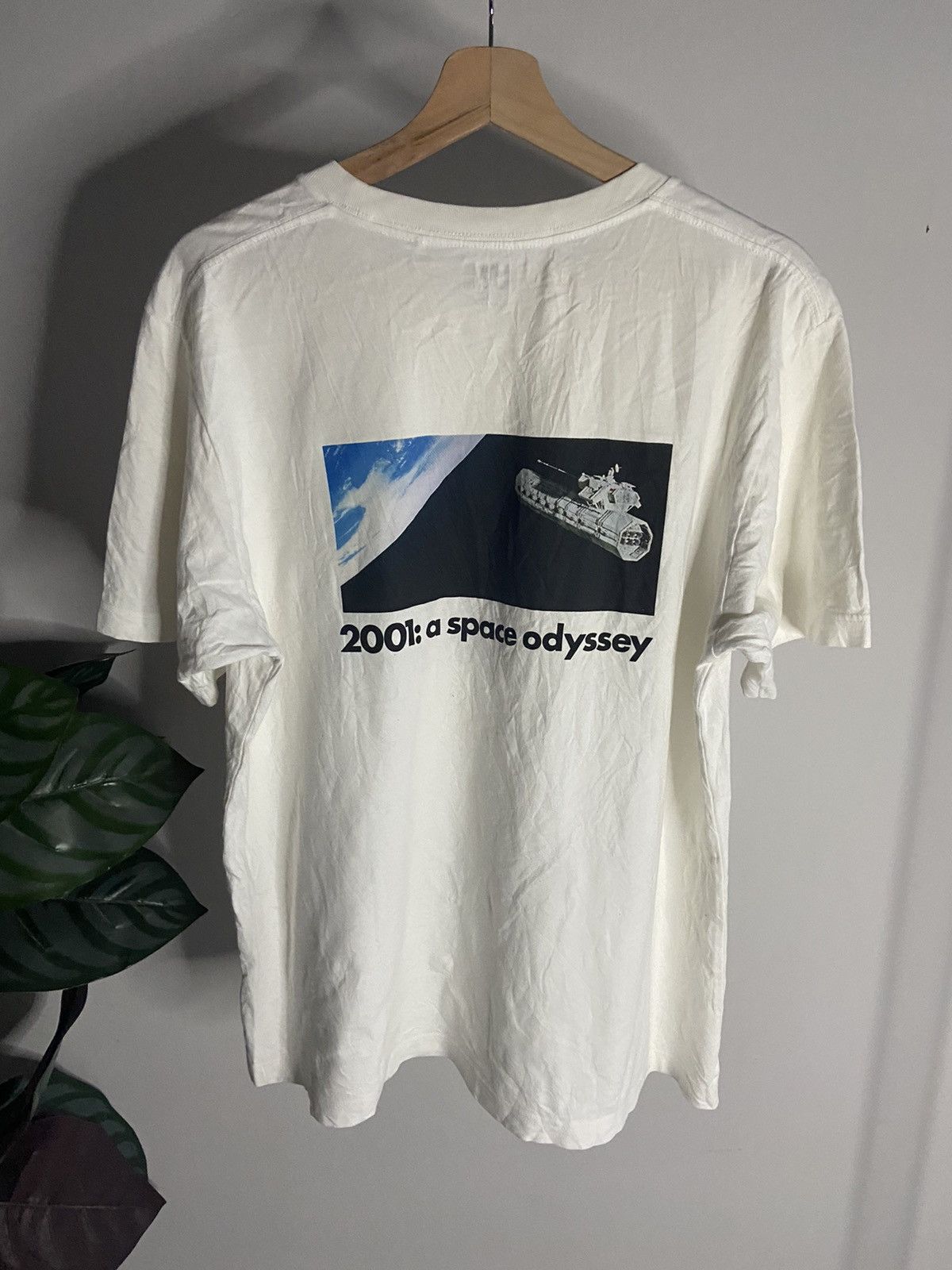 Uniqlo A SPACE ODYSSEY X UNIQLO💔💔 Size US XL / EU 56 / 4 - 2 Thumbnail