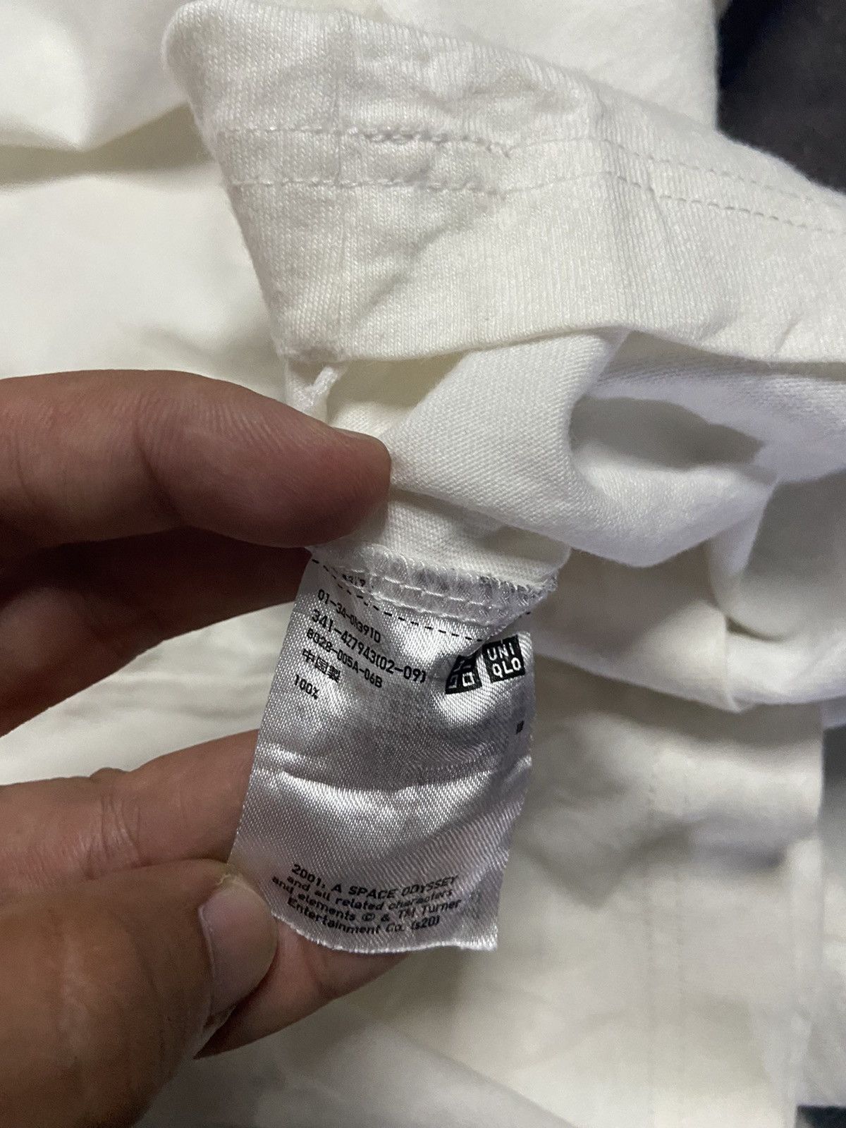 Uniqlo A SPACE ODYSSEY X UNIQLO💔💔 Size US XL / EU 56 / 4 - 8 Thumbnail