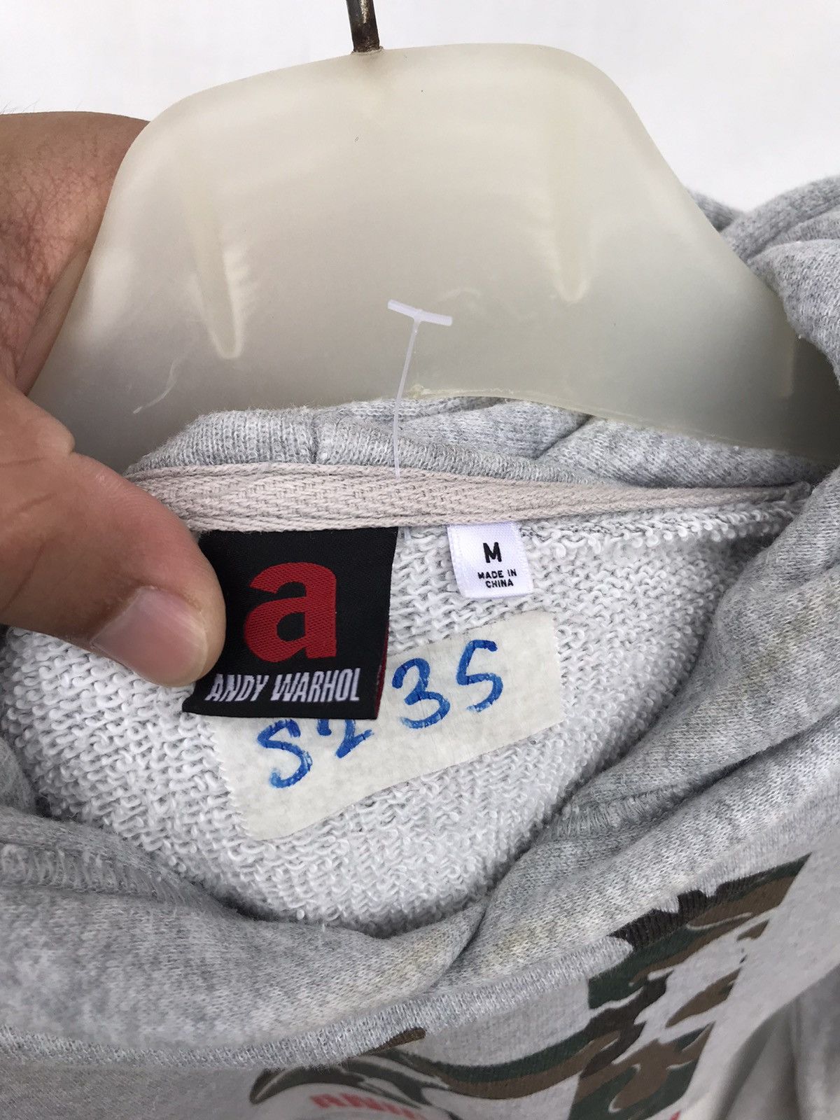 Uniqlo Uniqlo x Andy Warhol spellout Hoodie Size US M / EU 48-50 / 2 - 10 Thumbnail