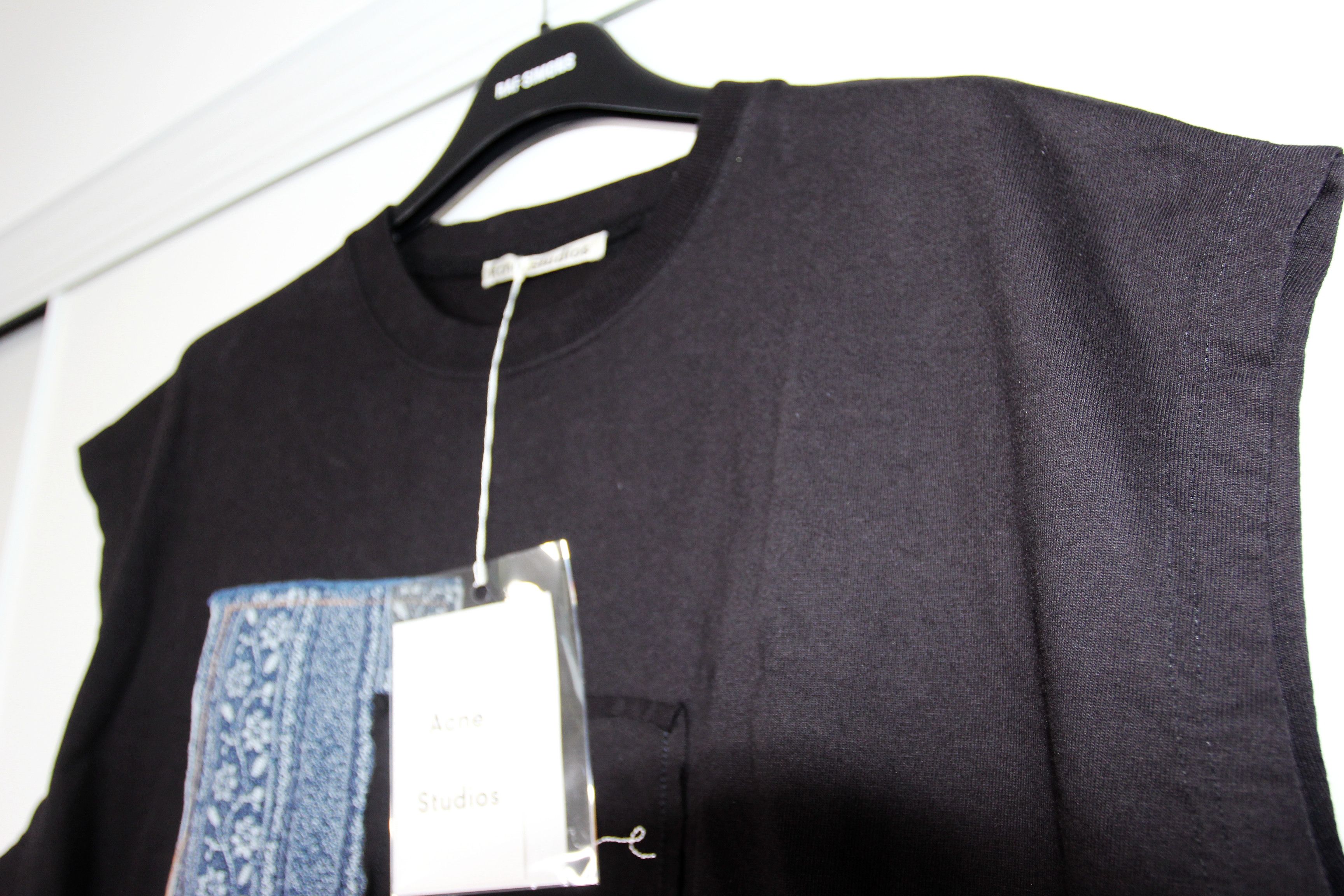 Acne Studios BNWT SS20 ACNE STUDIOS JACQUARD PATCH SLEEVELESS TOP S Size US S / EU 44-46 / 1 - 4 Thumbnail