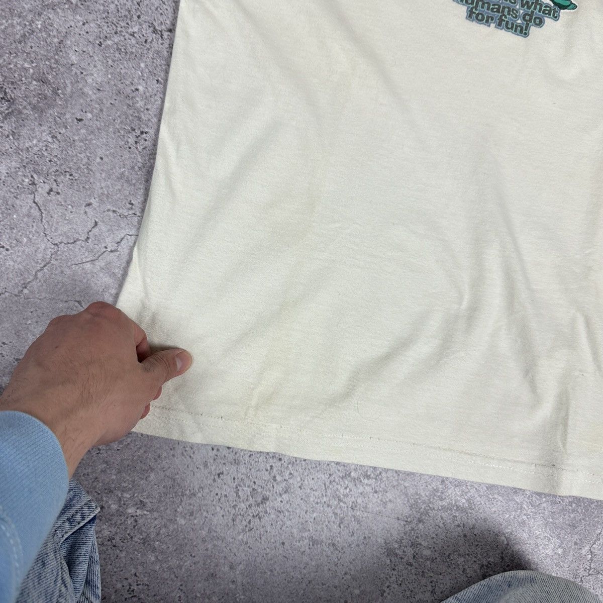 Vintage Vintage 90s Aliens Workshop Piercing humor tee Y2K OG rare Size US L / EU 52-54 / 3 - 7 Thumbnail
