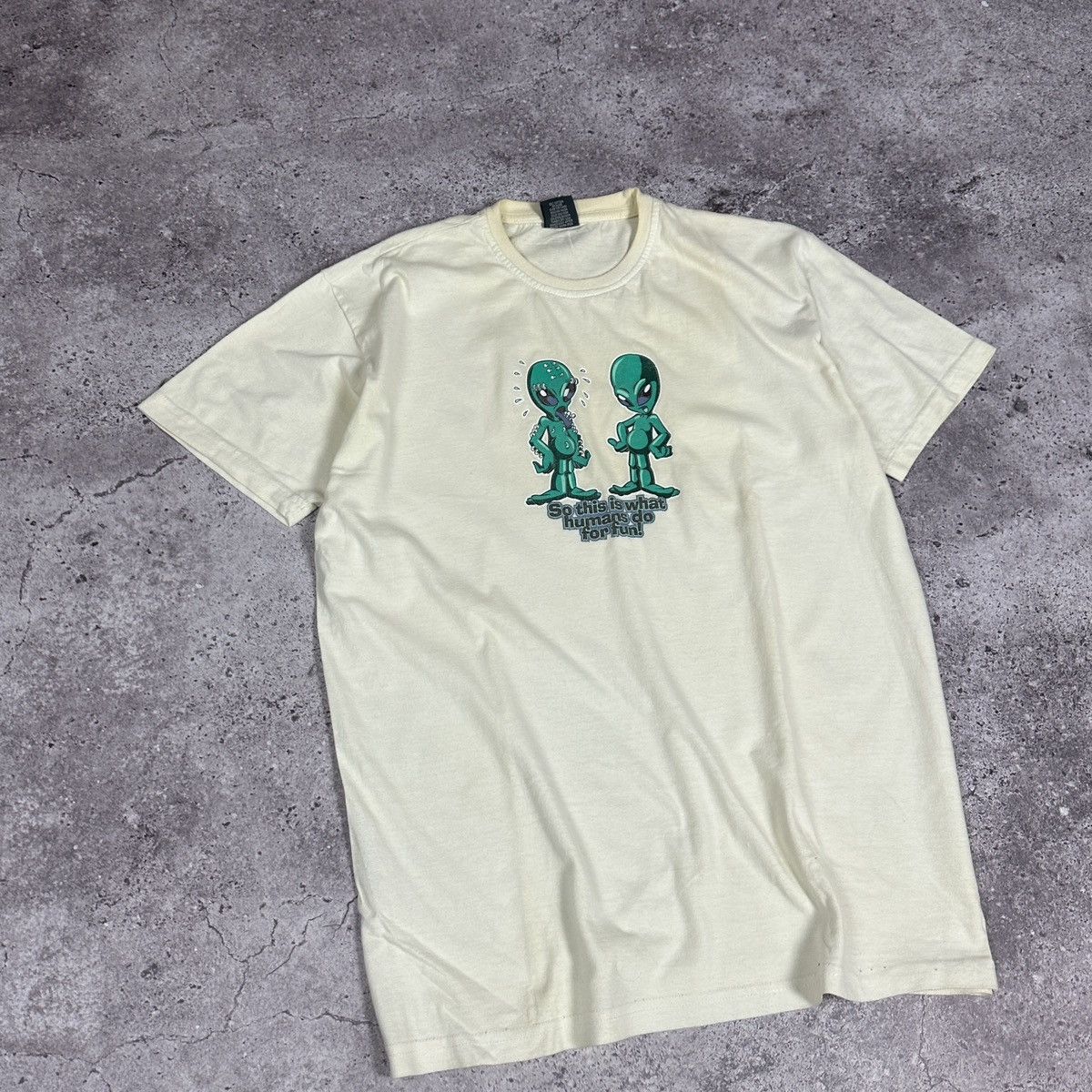 Vintage Vintage 90s Aliens Workshop Piercing humor tee Y2K OG rare Size US L / EU 52-54 / 3 - 3 Thumbnail