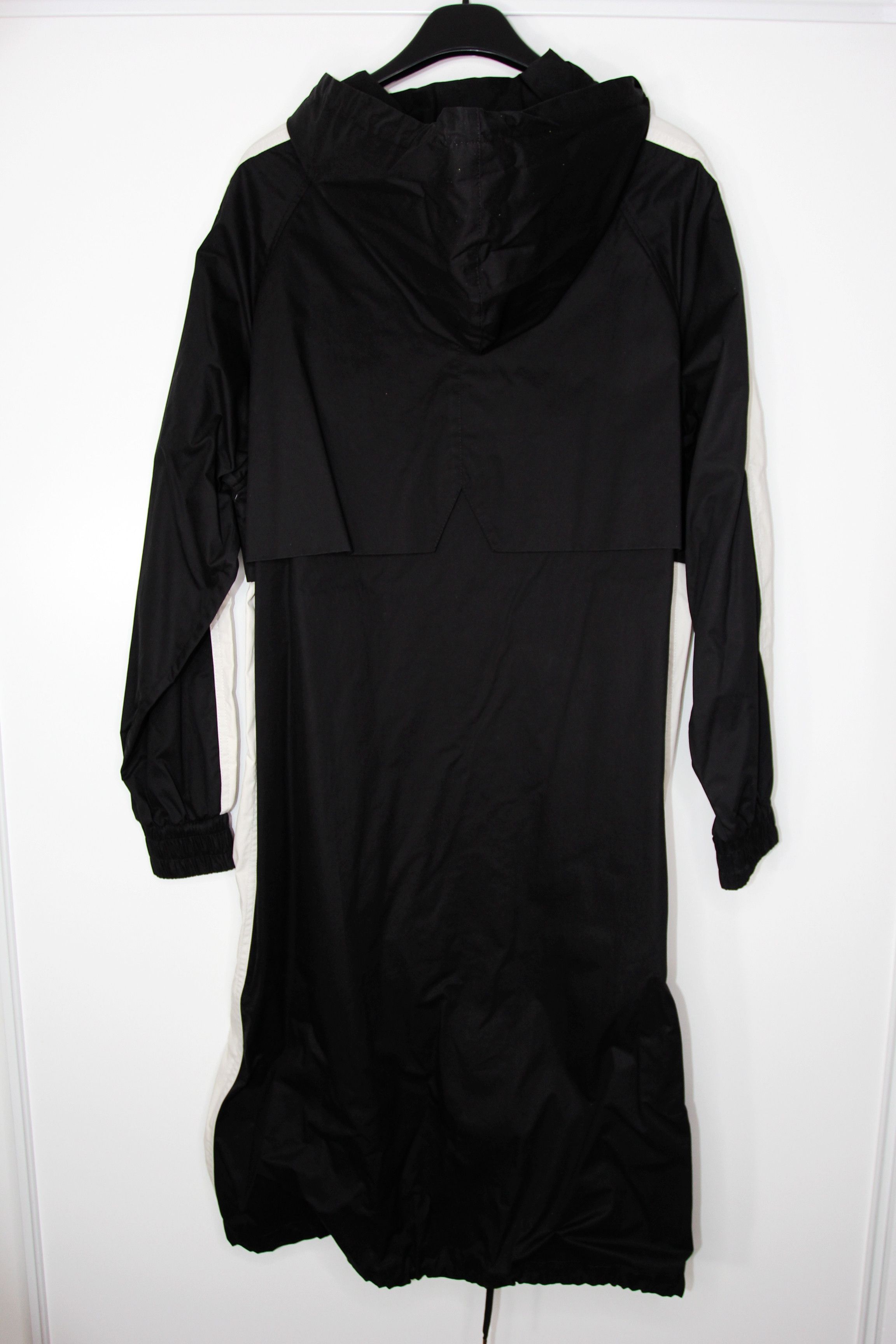 AMI BNWT SS19 AMI LONG HOODED WINDBREAKER S Size US S / EU 44-46 / 1 - 3 Thumbnail