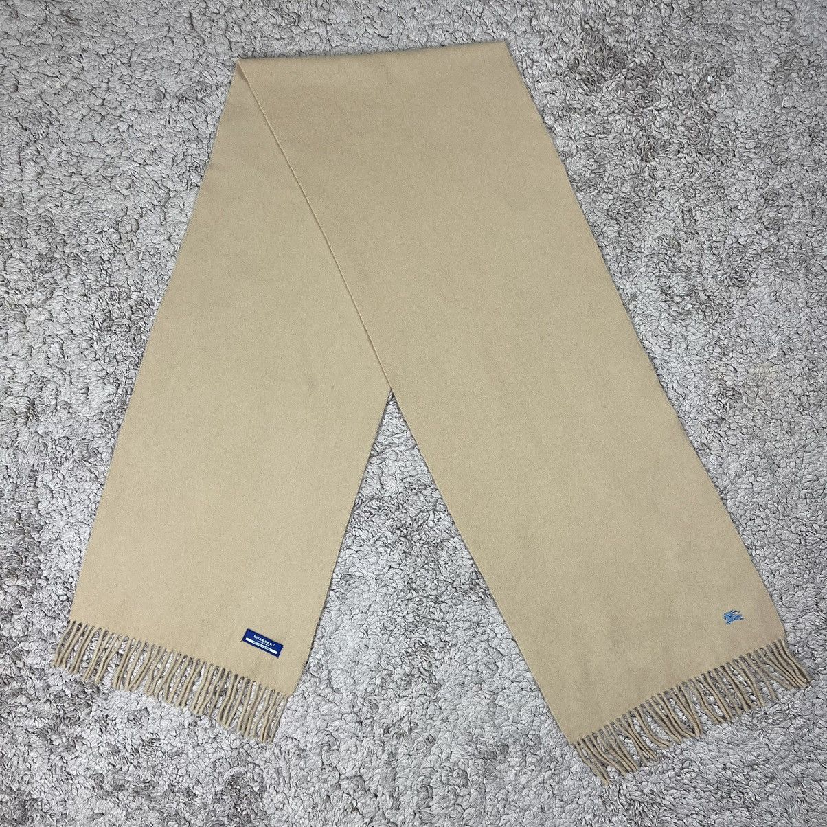 Burberry Vintage Burberry London Solid Cream Wool Scarf/Muffler Size ONE SIZE - 2 Thumbnail