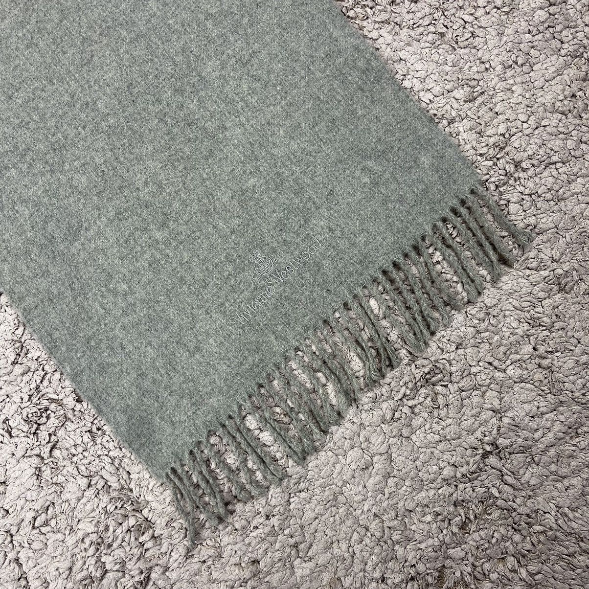 Vivienne Westwood Vintage Vivienne Westwood Wool Grey Scarf/Muffler Size ONE SIZE - 4 Thumbnail