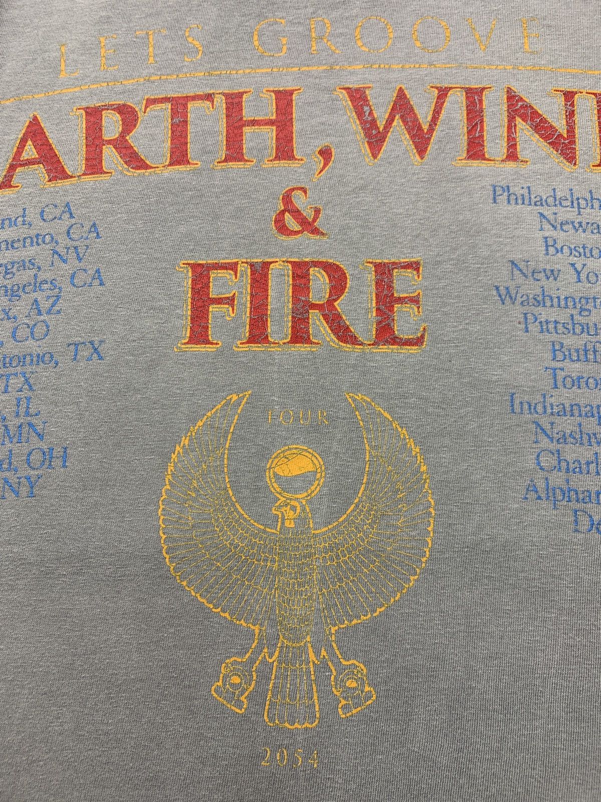 Band Tees × Rap Tees Earth, Wind & Fire Let’s Groove 2054 Tour Tee Size US M / EU 48-50 / 2 - 9 Thumbnail