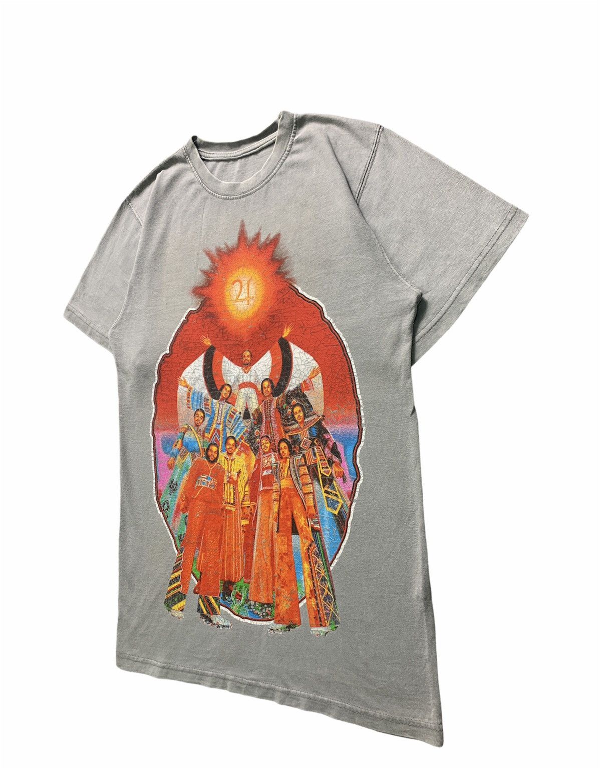 Band Tees × Rap Tees Earth, Wind & Fire Let’s Groove 2054 Tour Tee Size US M / EU 48-50 / 2 - 3 Thumbnail