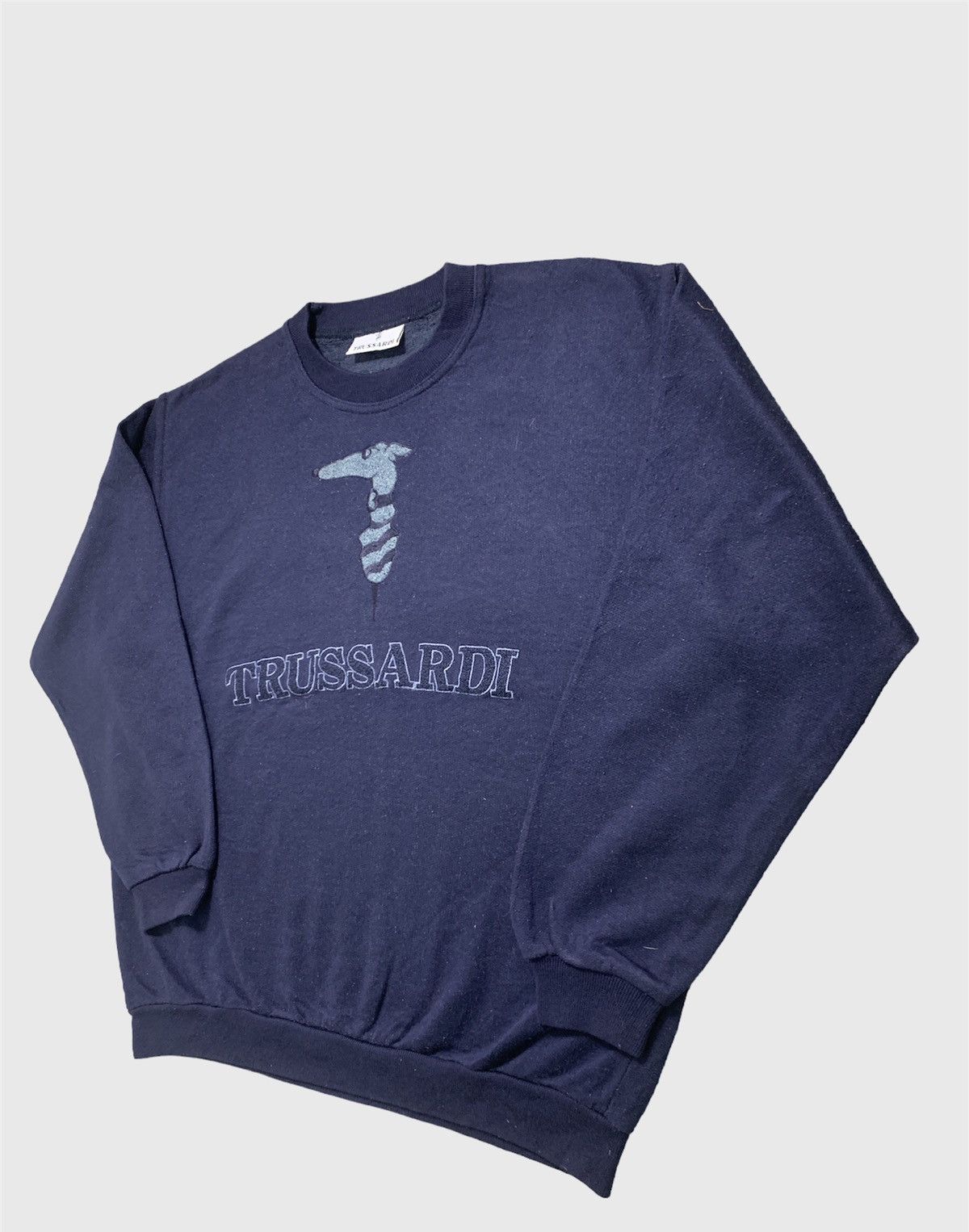 Trussardi × Vintage Vintage Trussardi Embroidered Crewneck Spellout Sweatshirt Size US L / EU 52-54 / 3 - 3 Thumbnail