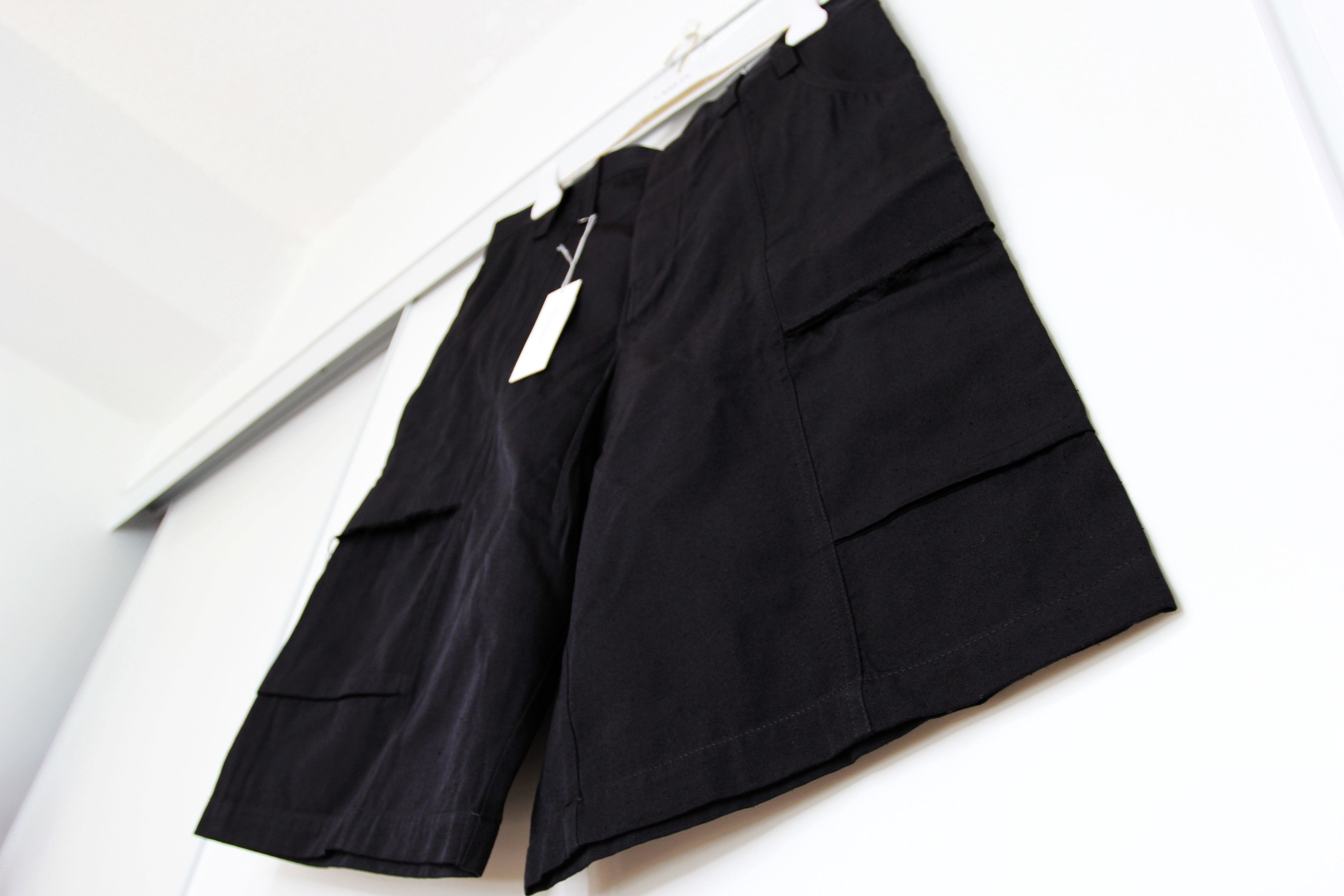 Song For The Mute BNWT SS18 SONG FOR THE MUTE "WANDER" CARGO BUCKET SHORTS 52 Size US 36 / EU 52 - 7 Thumbnail