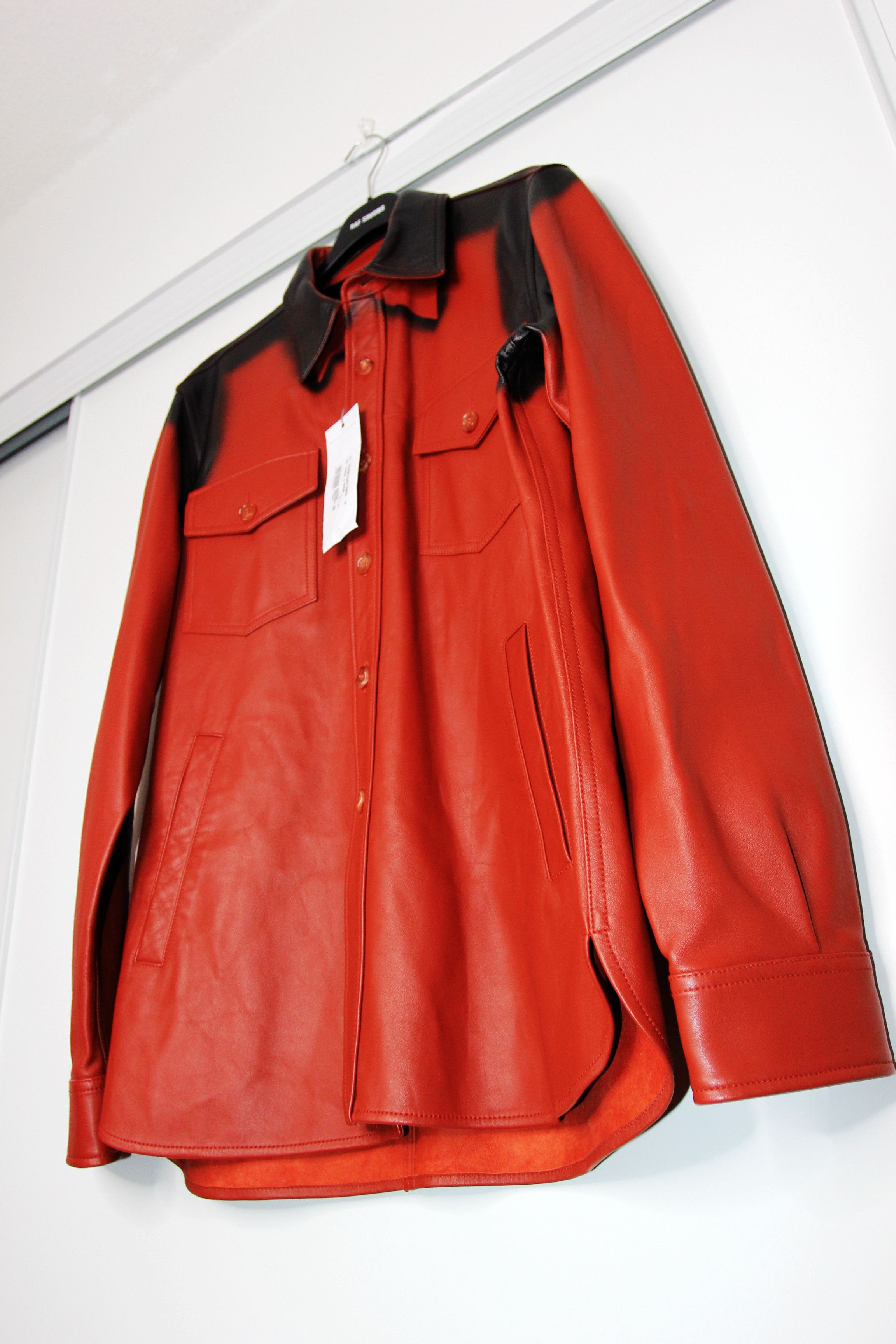 Marni BNWT AW21 MARNI SPRAY PRINT LEATHER SHIRT JACKET 48 Size US M / EU 48-50 / 2 - 5 Thumbnail