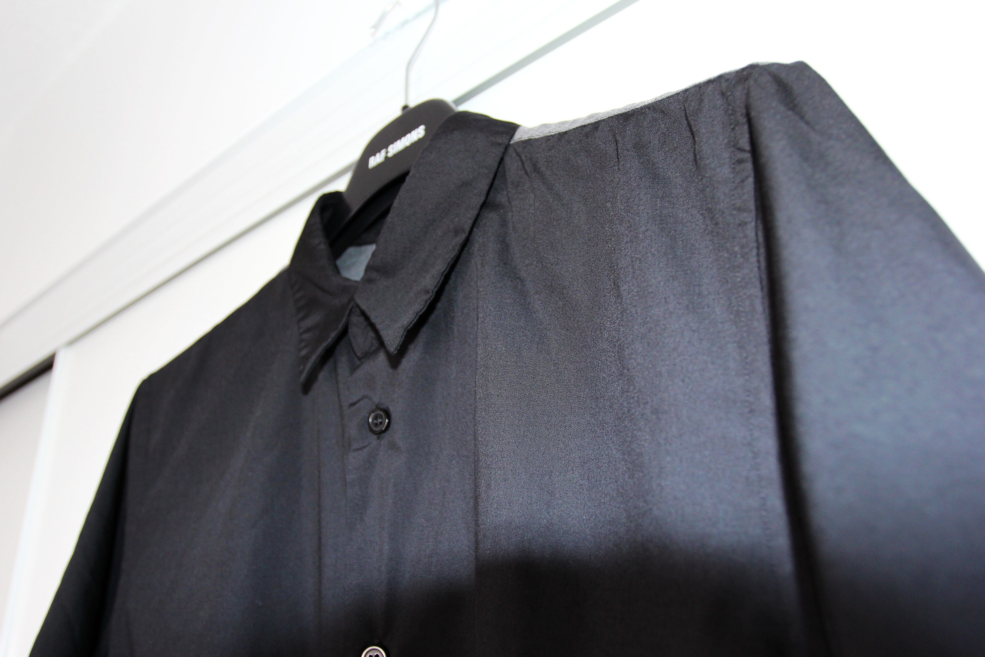 Comme des Garcons Black BNWT AW20 COMME DES GARCONS BLACK SHORT SLEEVE SHIRT L Size US L / EU 52-54 / 3 - 3 Thumbnail