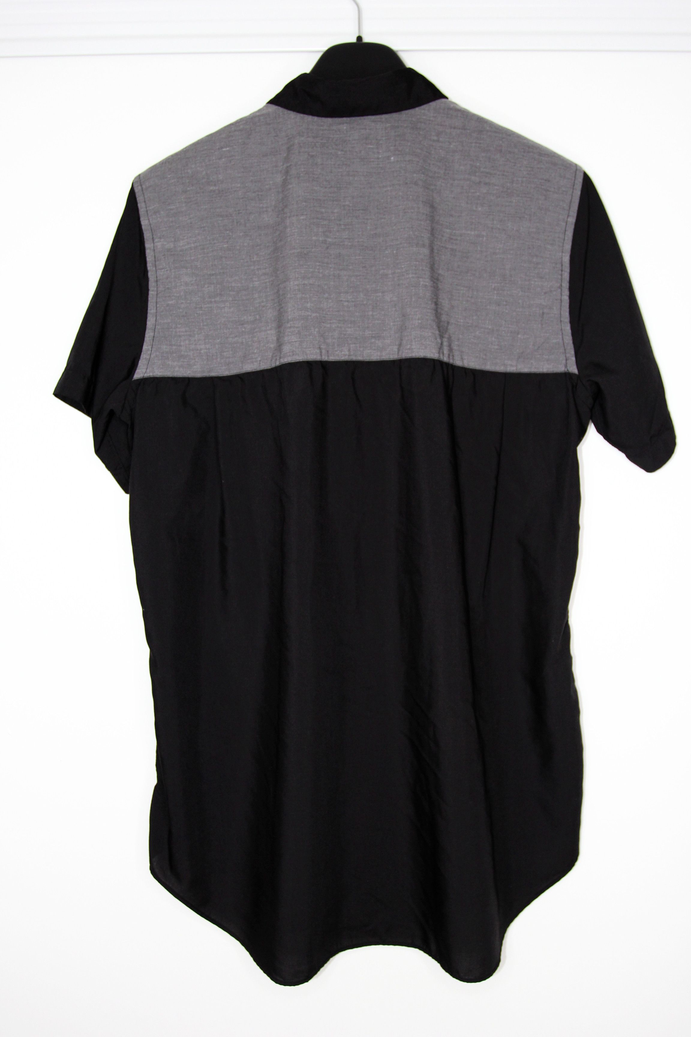 Comme des Garcons Black BNWT AW20 COMME DES GARCONS BLACK SHORT SLEEVE SHIRT L Size US L / EU 52-54 / 3 - 2 Thumbnail