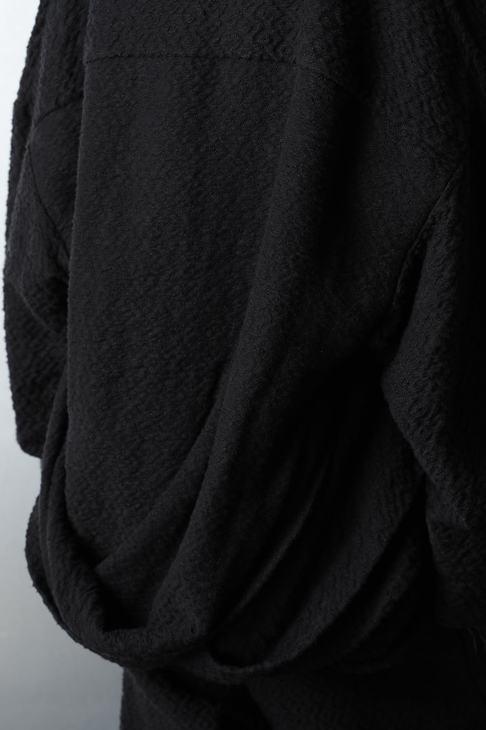 Julius BNWT SS21 JULIUS "MAMUTHONES" SLUB JACQUARD JACKET 1 Size US S / EU 44-46 / 1 - 21 Thumbnail