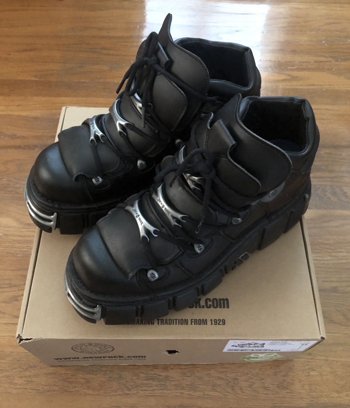 New Rock New Rock Metallic M-106-VS1 Ankle Boots GENTLY WORN WITH BOX ...