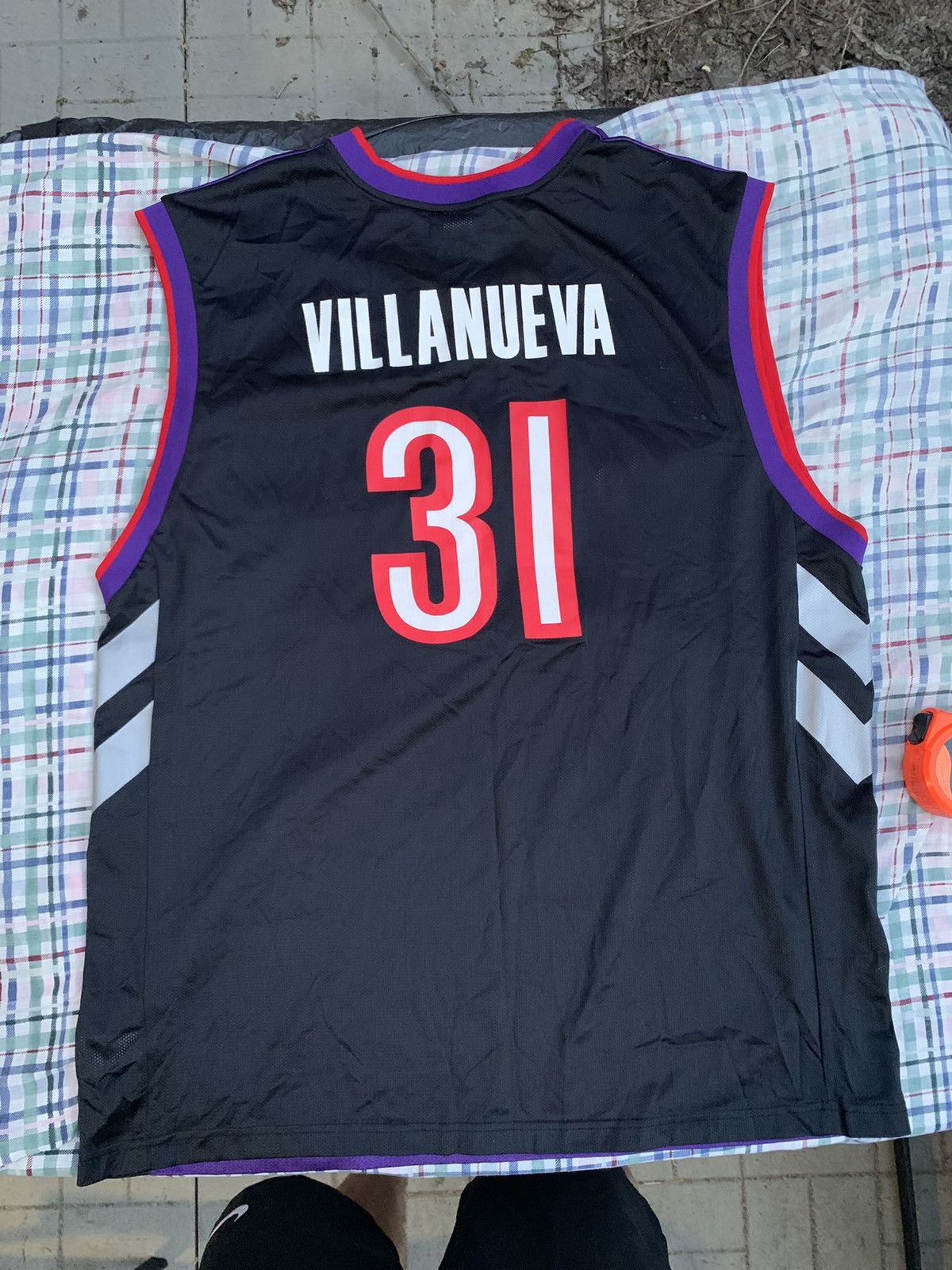 NBA × Reebok × Vintage Reebok Toronto Raptors Charlie Villanueva Size US XL / EU 56 / 4 - 5 Thumbnail