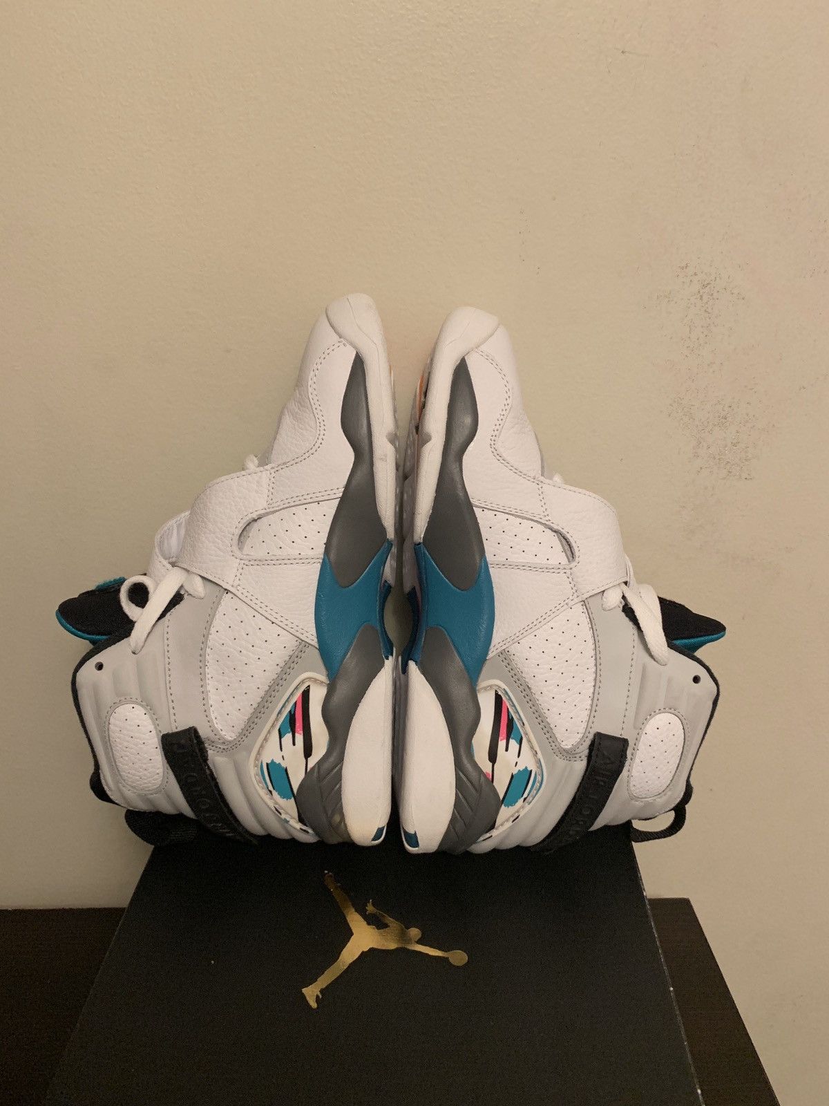 Jordan Brand × Nike Air Jordan 8 Retro GS South Beach Size US 5.5 / EU 38 - 5 Thumbnail