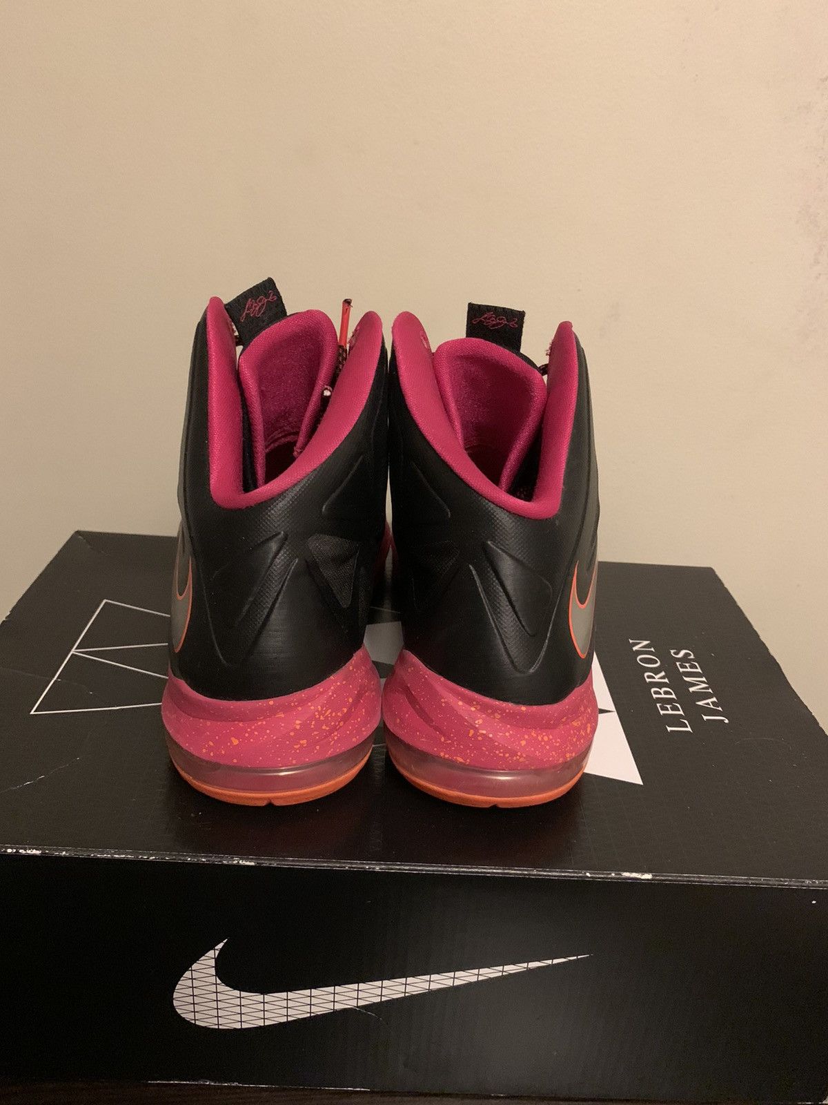 Nike LEBRON X FLORIDIAN Size US 6.5 / EU 39-40 - 3 Thumbnail