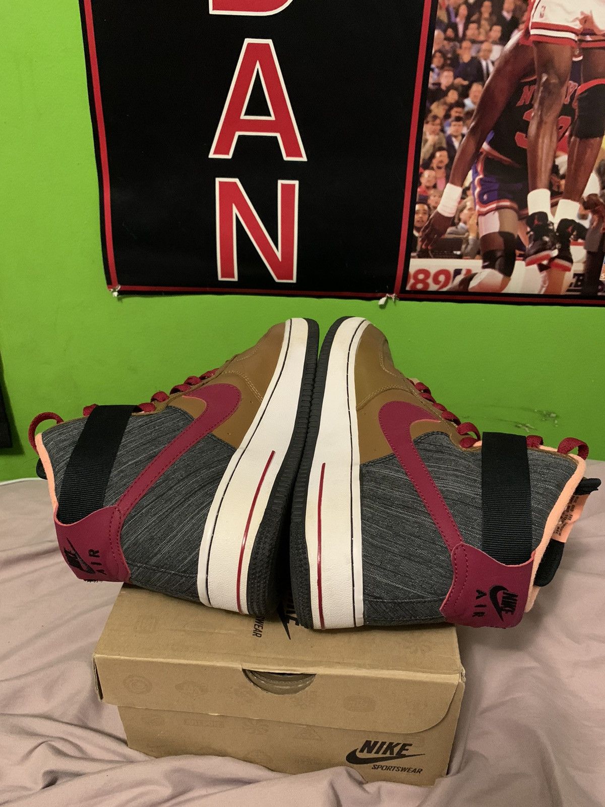 Nike Air Force One High Ale Brown-Noble Red/white Size US 8 / EU 41 - 4 Thumbnail