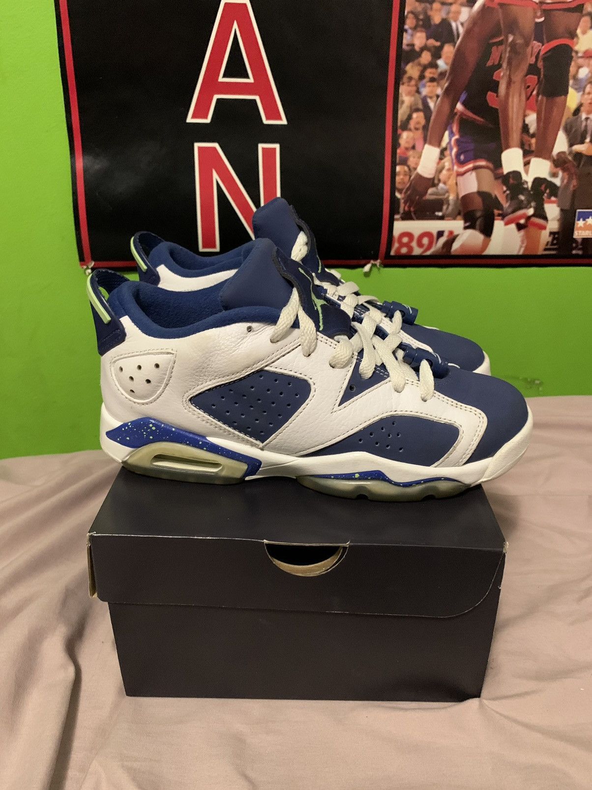 Jordan Brand × Nike Air Jordan 6 Low BG Ghost Green Size US 5 / EU 37 - 1 Thumbnail