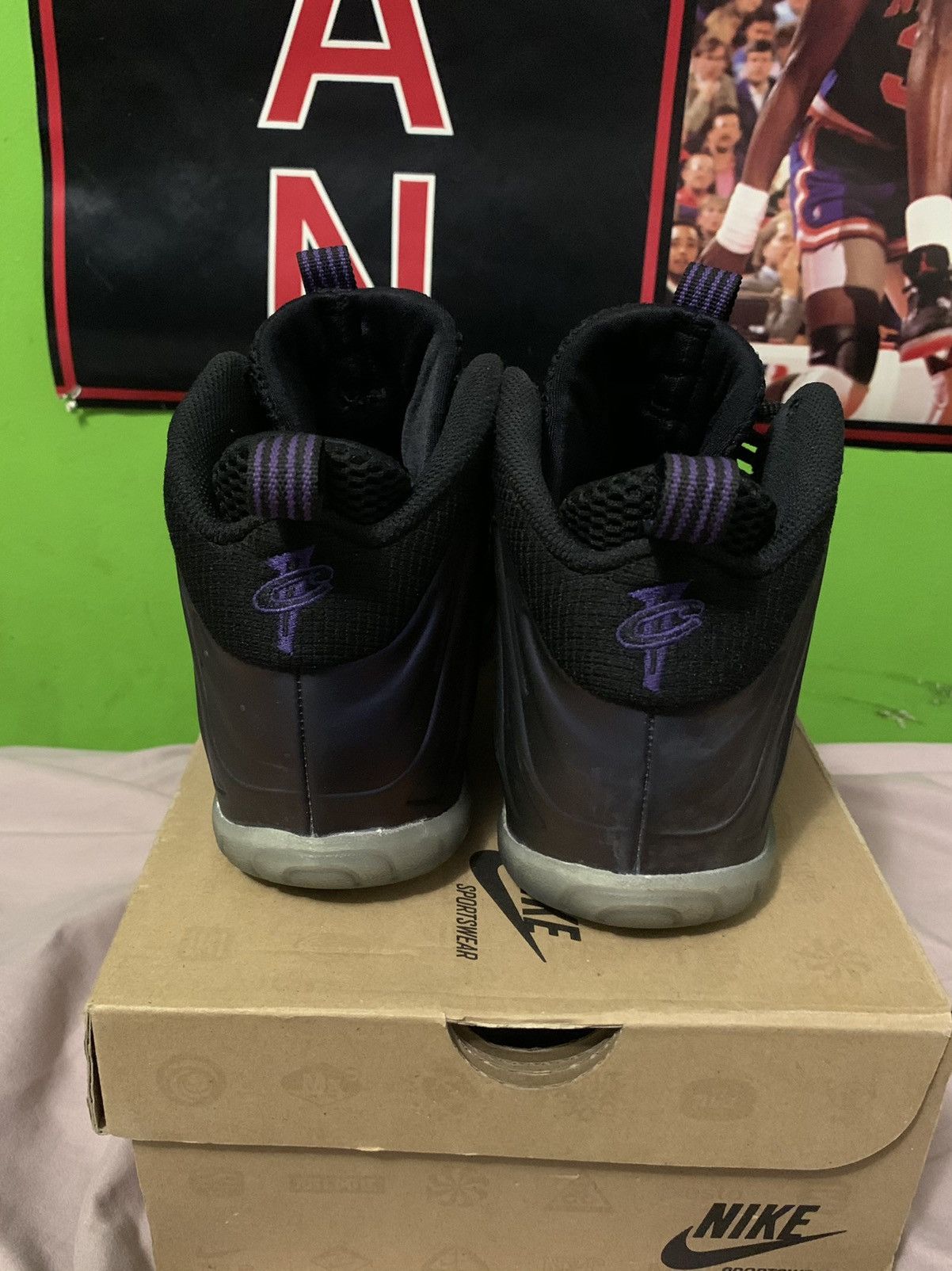 Nike Foamposite One Eggplant 2017 Size US 5 / EU 37 - 4 Thumbnail