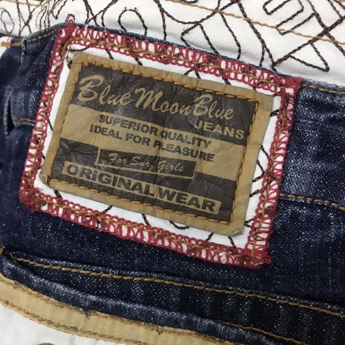 Designer × Japanese Brand Blue moon blue embroidery japanese denim pants Size US 30 / EU 46 - 11 Thumbnail