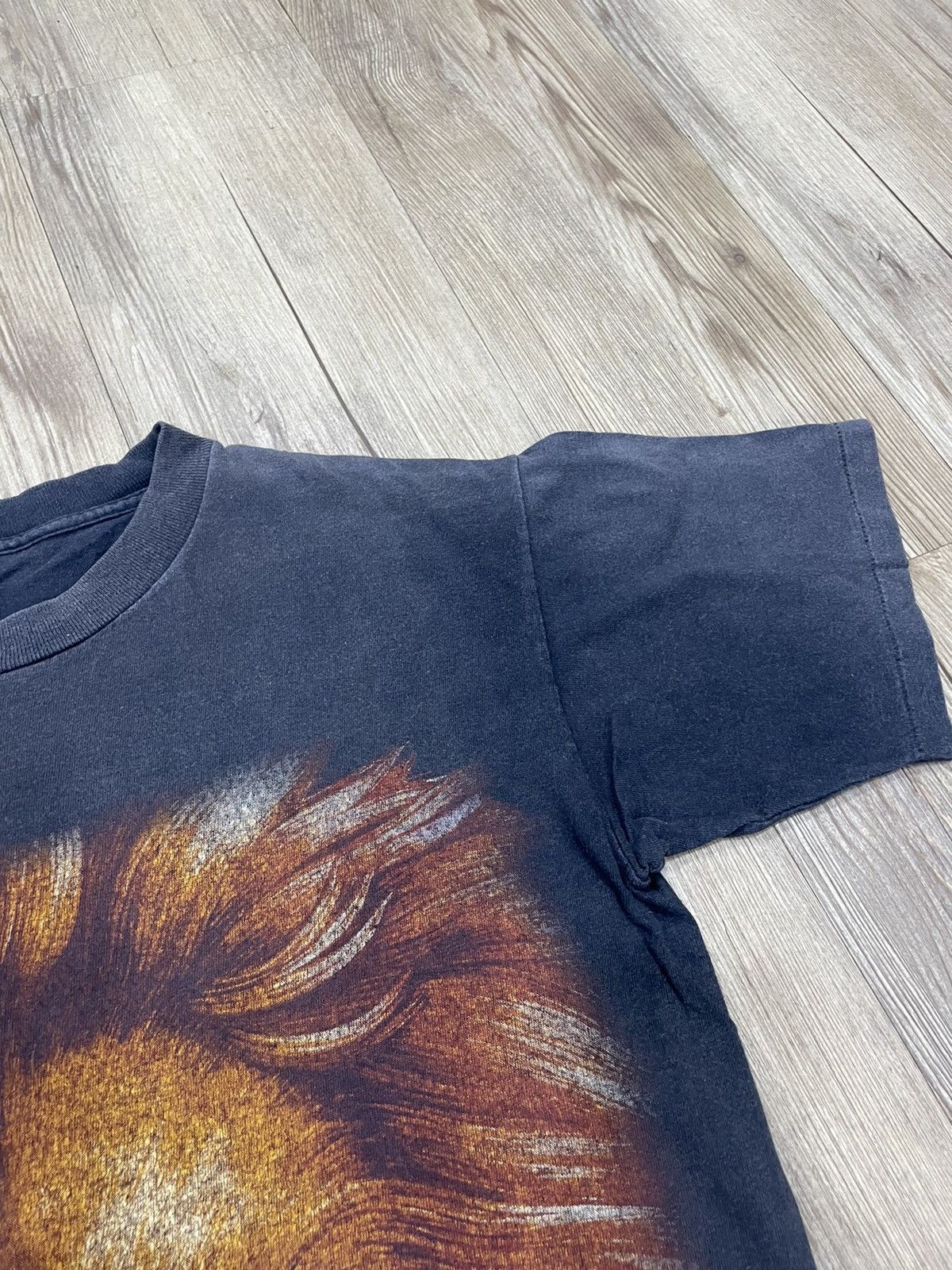 Vintage Vintage 90s Lion The King Of The Jungle T shirt Size US M / EU 48-50 / 2 - 7 Thumbnail