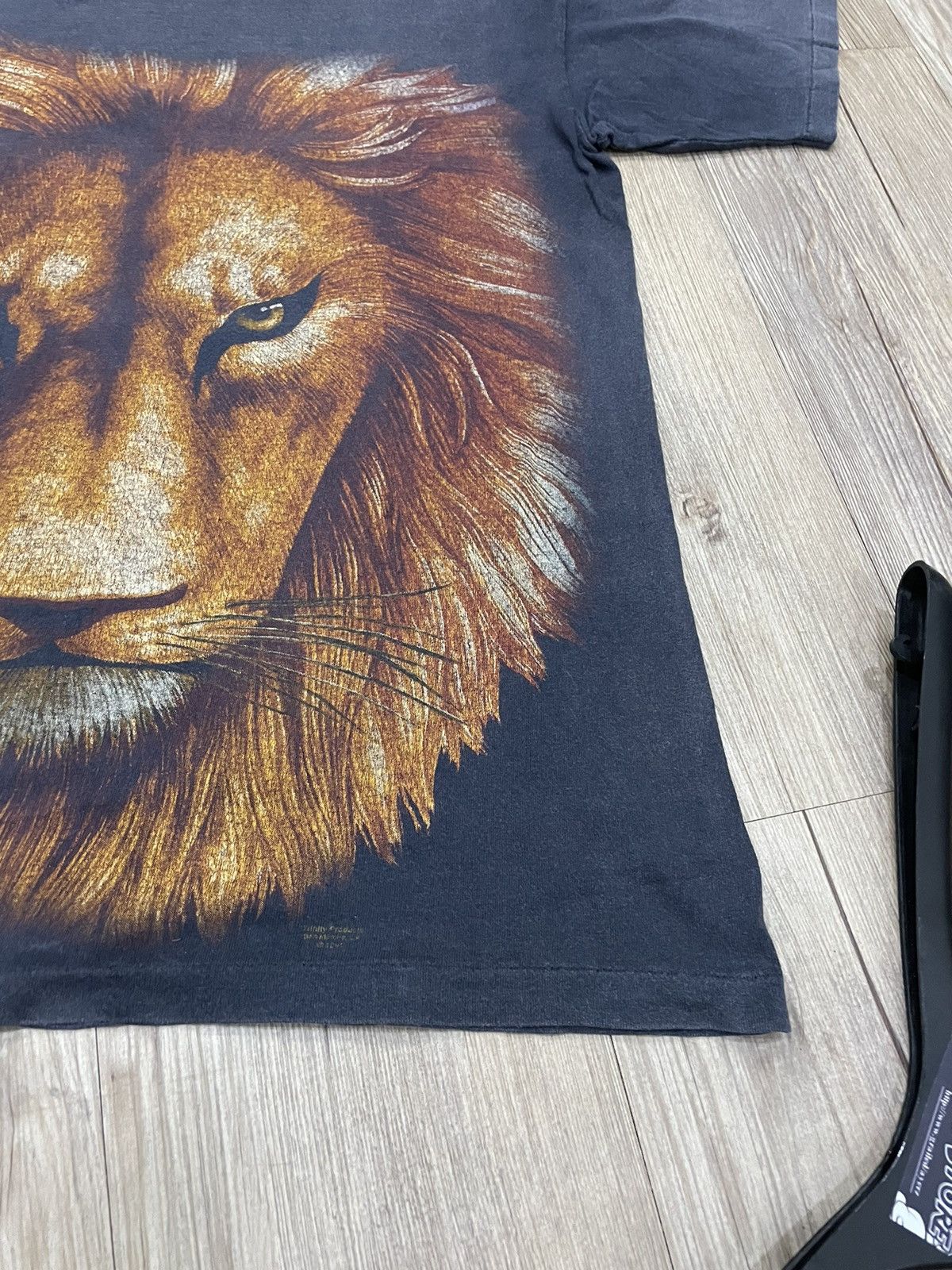 Vintage Vintage 90s Lion The King Of The Jungle T shirt Size US M / EU 48-50 / 2 - 6 Thumbnail