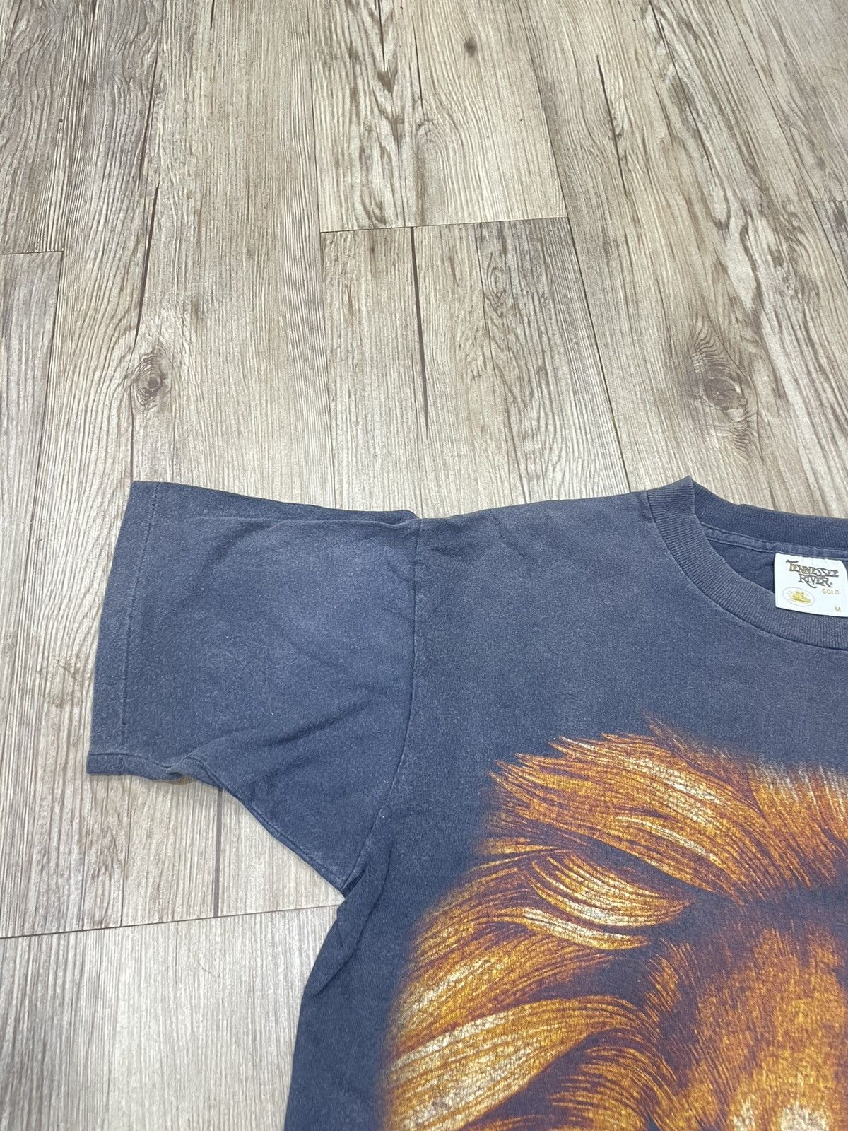 Vintage Vintage 90s Lion The King Of The Jungle T shirt Size US M / EU 48-50 / 2 - 5 Thumbnail