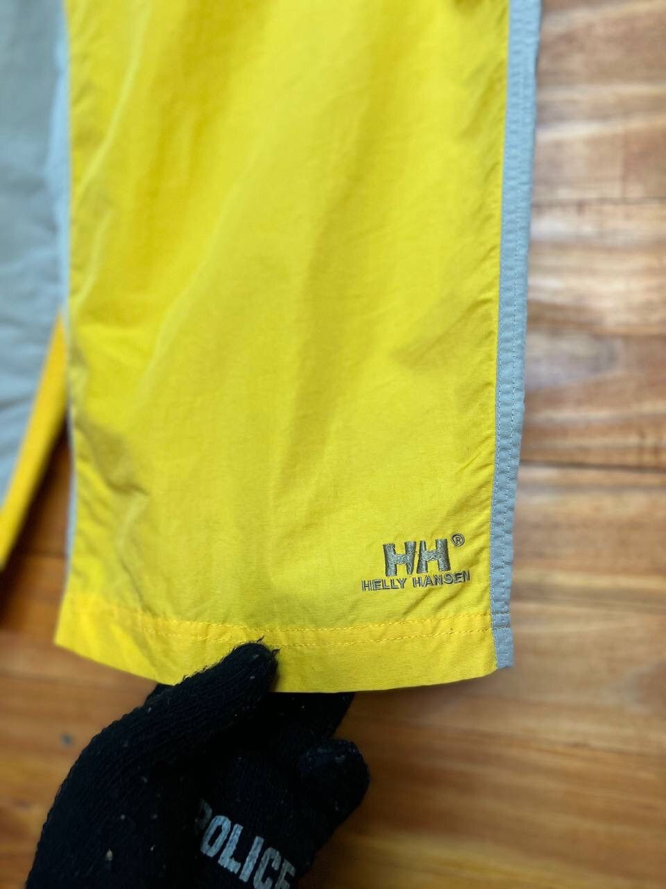 Helly Hansen HELLY HENSEN SHORT PANTS Size US 32 / EU 48 - 4 Thumbnail