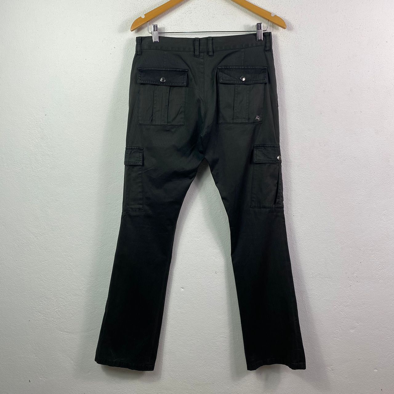 Burberry × If Six Was Nine × Le Grande Bleu (L.G.B.) Burberry Black Label Multi-Pocket Cargo Pants Size US 31 - 10 Thumbnail