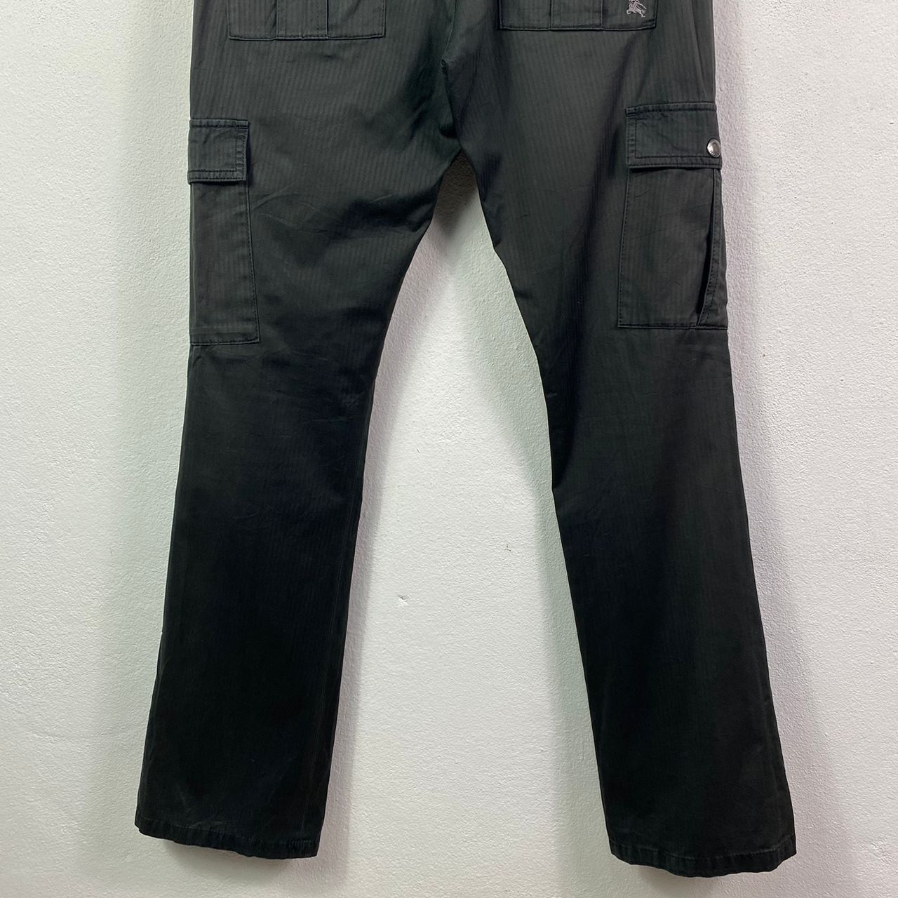 Burberry × If Six Was Nine × Le Grande Bleu (L.G.B.) Burberry Black Label Multi-Pocket Cargo Pants Size US 31 - 14 Thumbnail