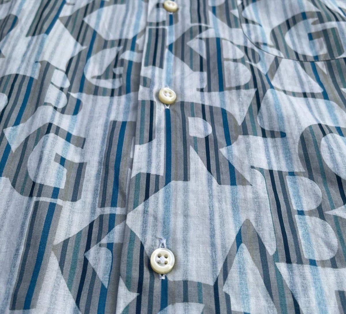 Aigner × Designer × Le Grande Bleu (L.G.B.) Vintage Aigner Full Print Shirt Size US L / EU 52-54 / 3 - 8 Thumbnail