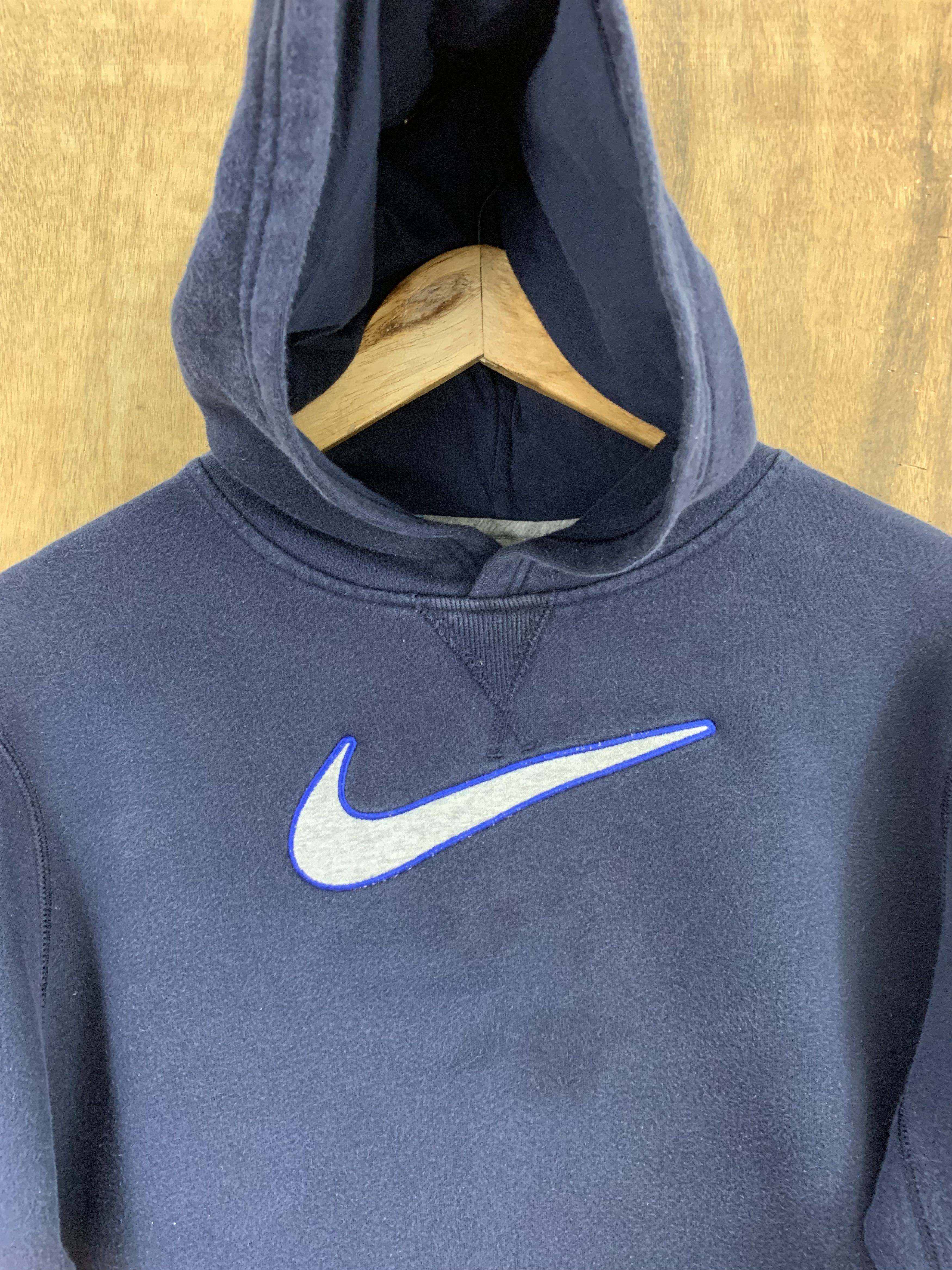 Japanese Brand Hoodies Nike Center Dark Blue Vintage Embrioded Crewneck Size US S / EU 44-46 / 1 - 3 Thumbnail