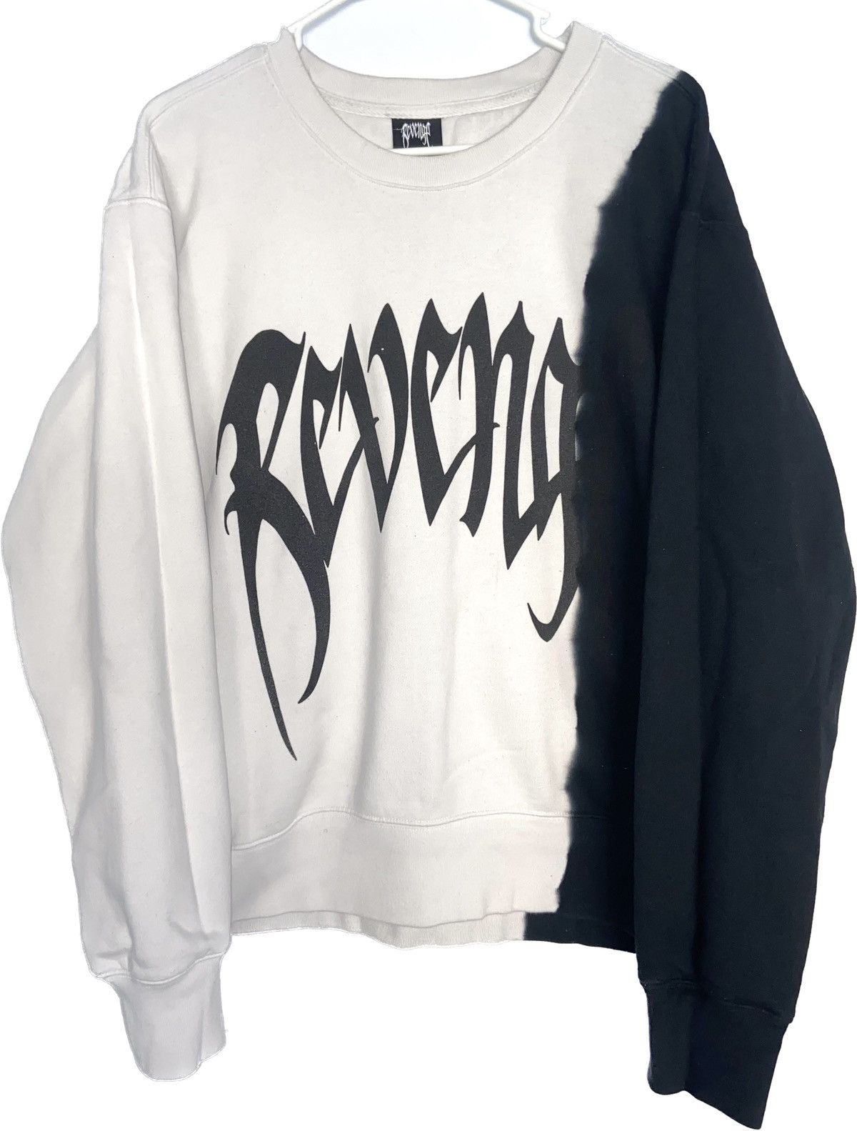 Sweat à Capuche Revenge F&F - Noir Avec Broderie Strass Bleue - Taille M - Occasion Très Bon état