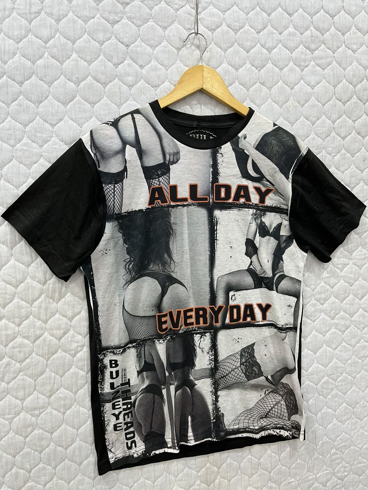 Other Y. BULZEYE THREADS SEXY T SHIRTS Size US M / EU 48-50 / 2 - 3 Thumbnail