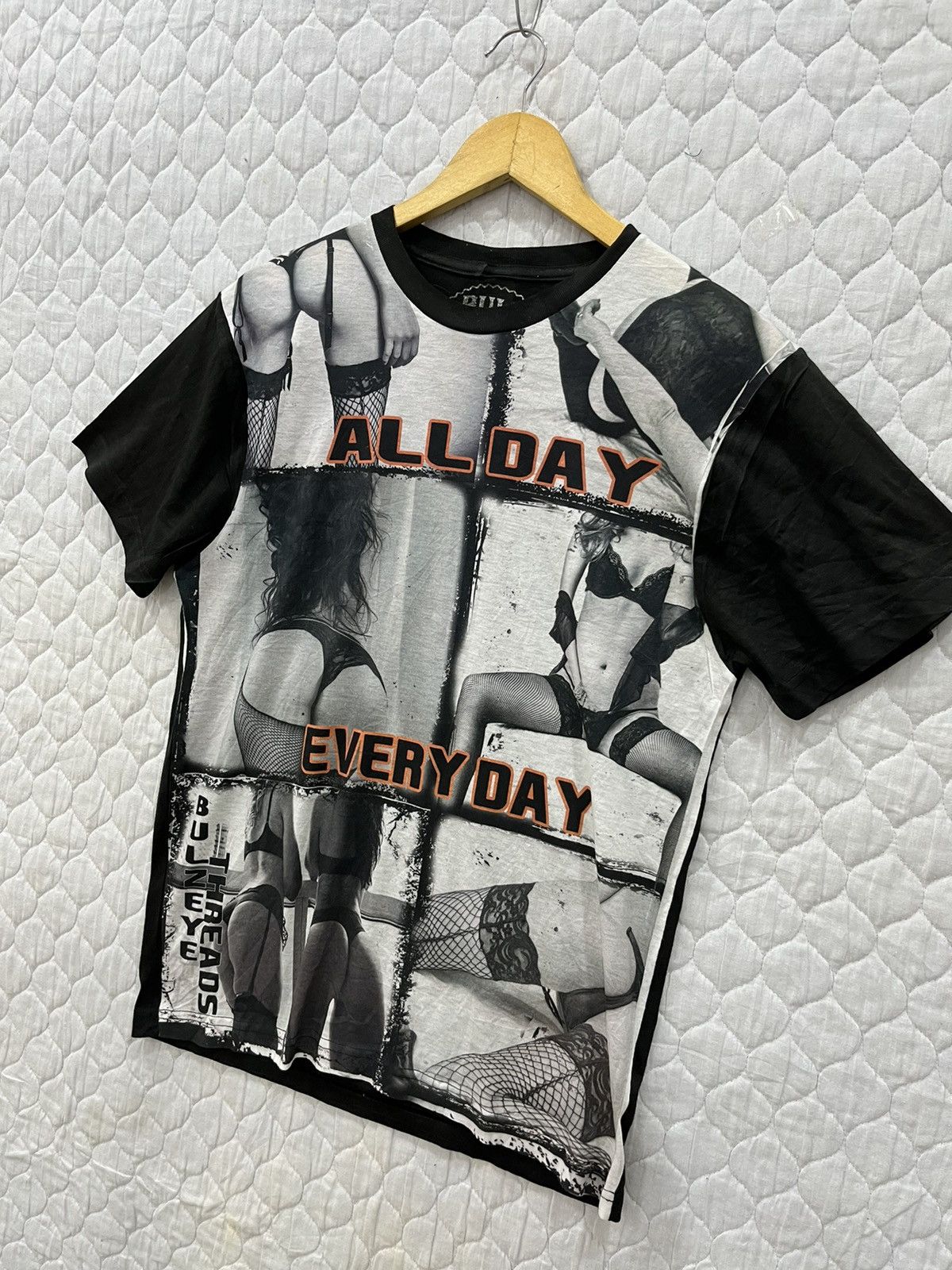 Other Y. BULZEYE THREADS SEXY T SHIRTS Size US M / EU 48-50 / 2 - 2 Thumbnail