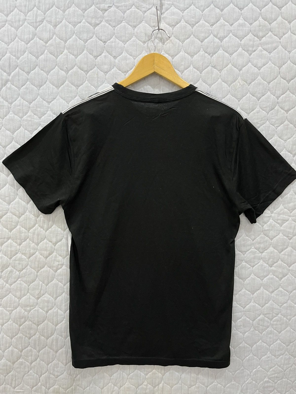 Other Y. BULZEYE THREADS SEXY T SHIRTS Size US M / EU 48-50 / 2 - 4 Thumbnail