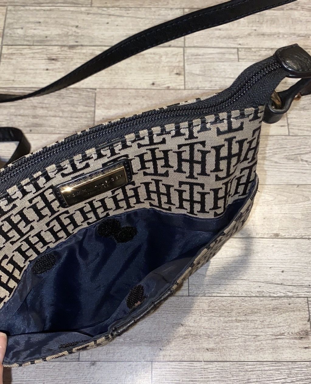 Tommy Hilfiger × Vintage TH, Retro, Deadstock, Tan & Black, Shoulder Bag Size ONE SIZE - 7 Thumbnail
