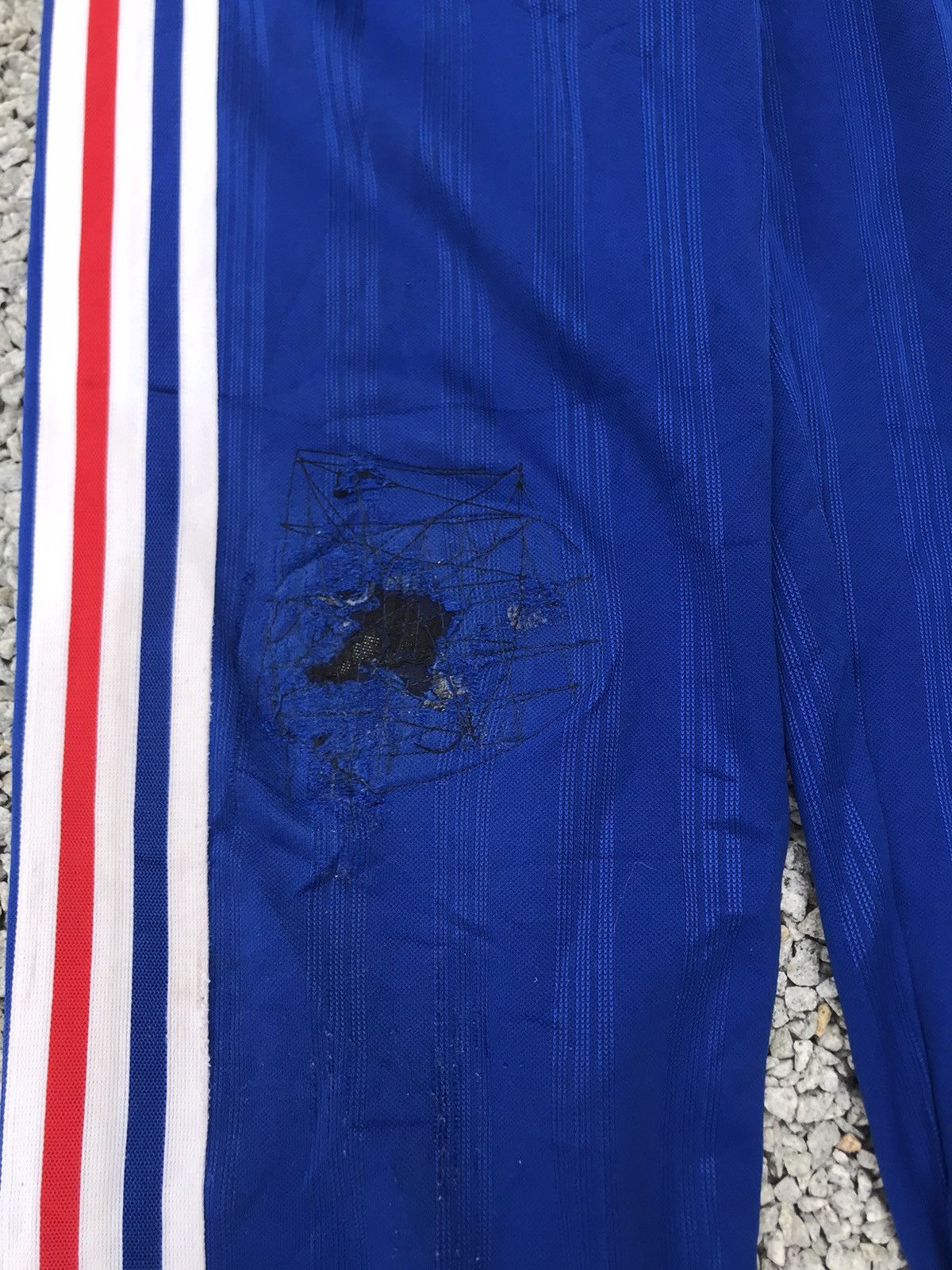 Vintage Vintage 90s Distressed Damaged Adidas Track Pant Size US 28 / EU 44 - 4 Thumbnail