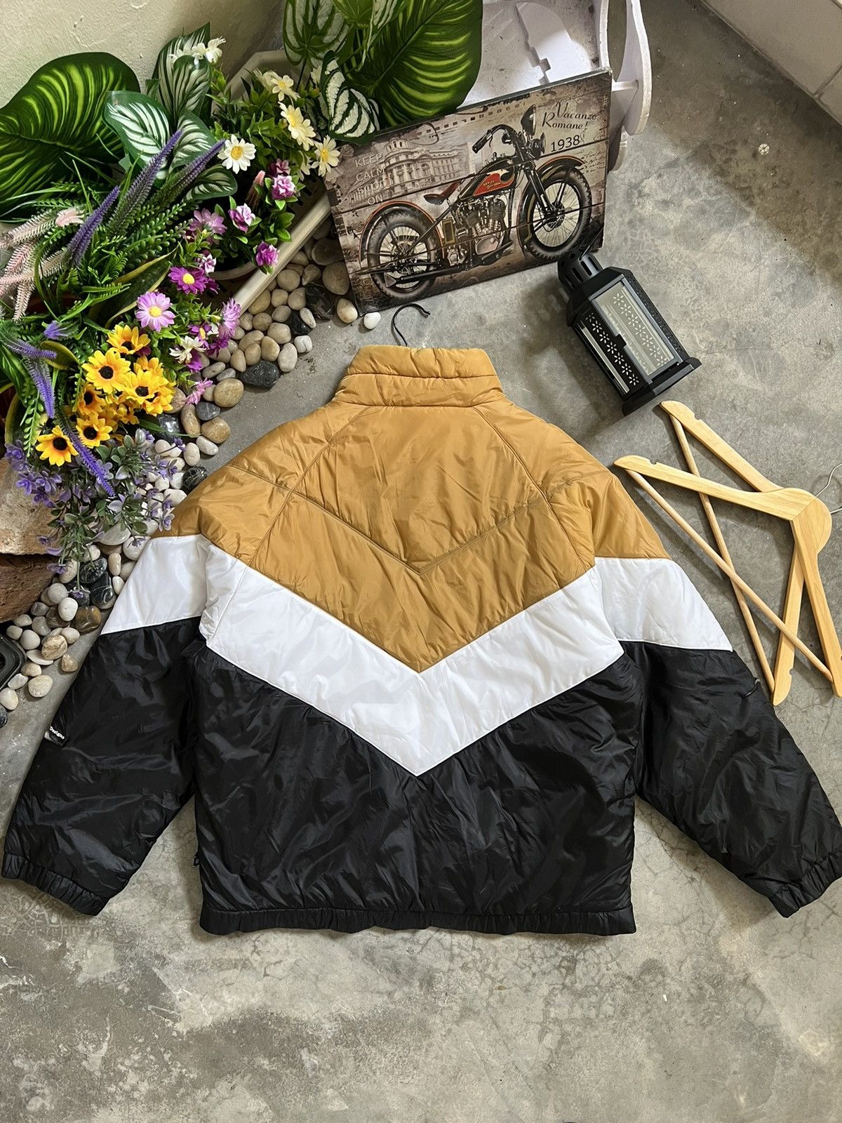 Vintage STEALS 🖤🏴‍☠️ Hawaian T&C Surf Puffer Down Jacket Size US L / EU 52-54 / 3 - 5 Thumbnail