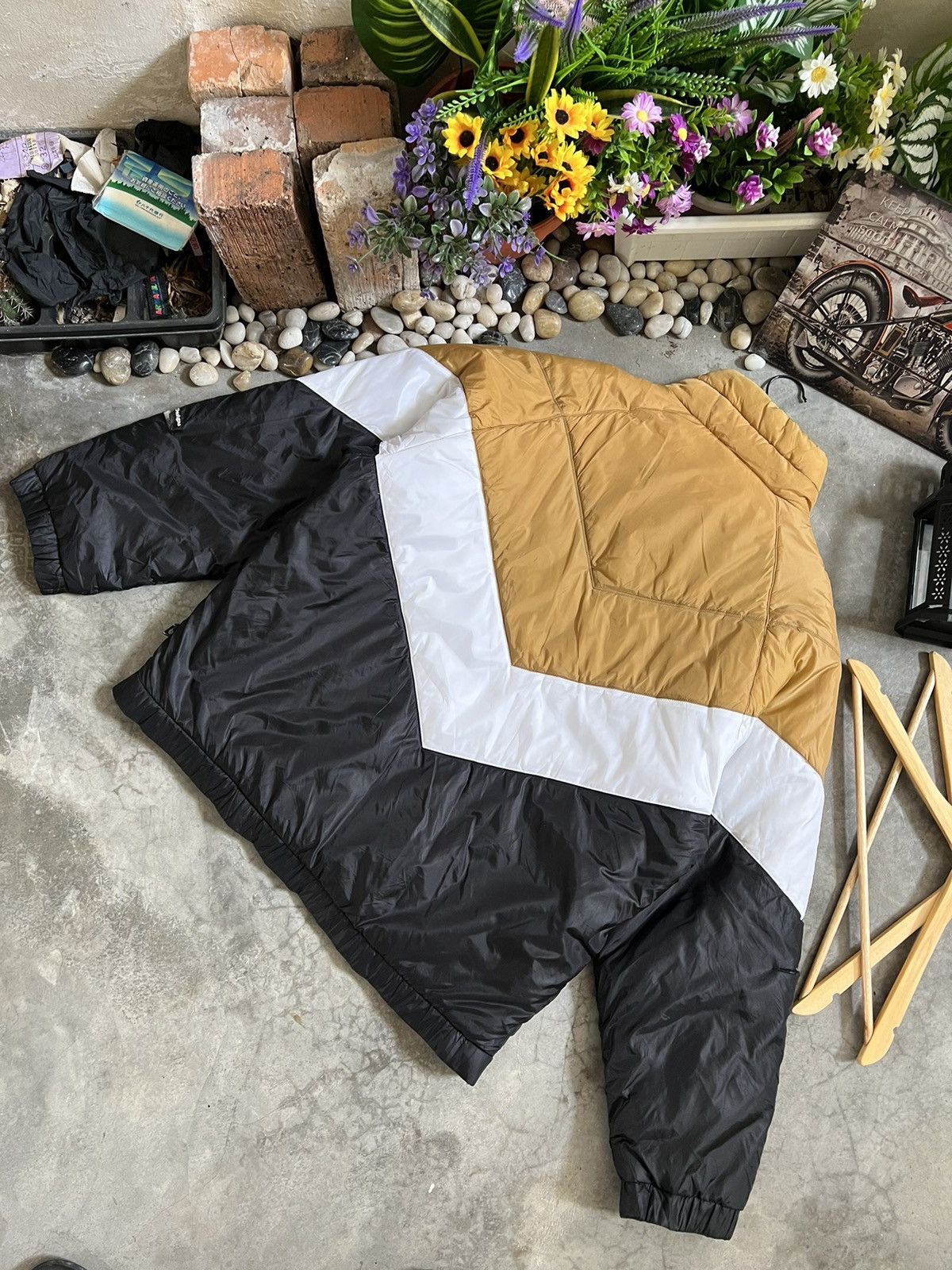 Vintage STEALS 🖤🏴‍☠️ Hawaian T&C Surf Puffer Down Jacket Size US L / EU 52-54 / 3 - 8 Thumbnail